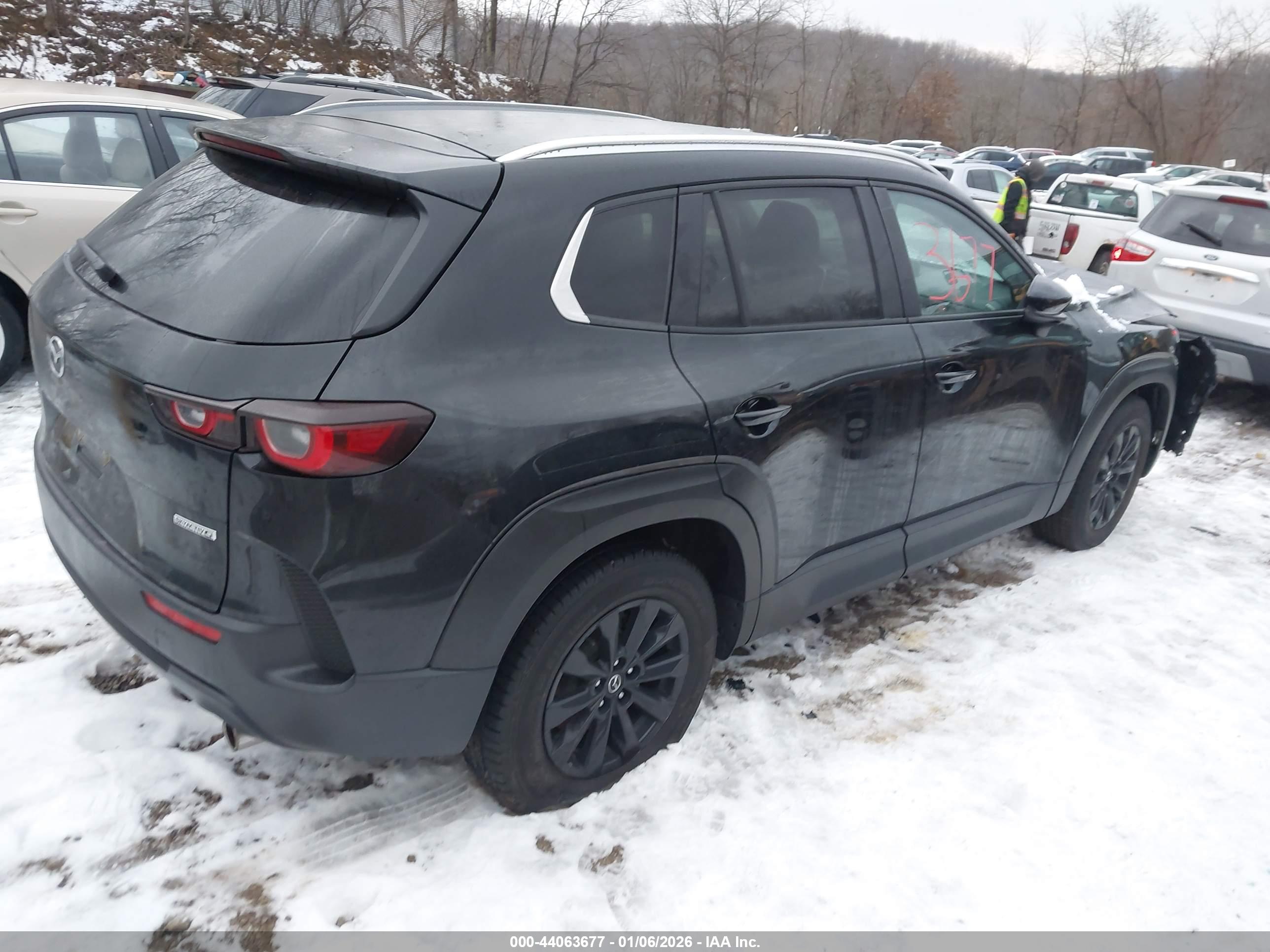 MAZDA CX-50 image 4