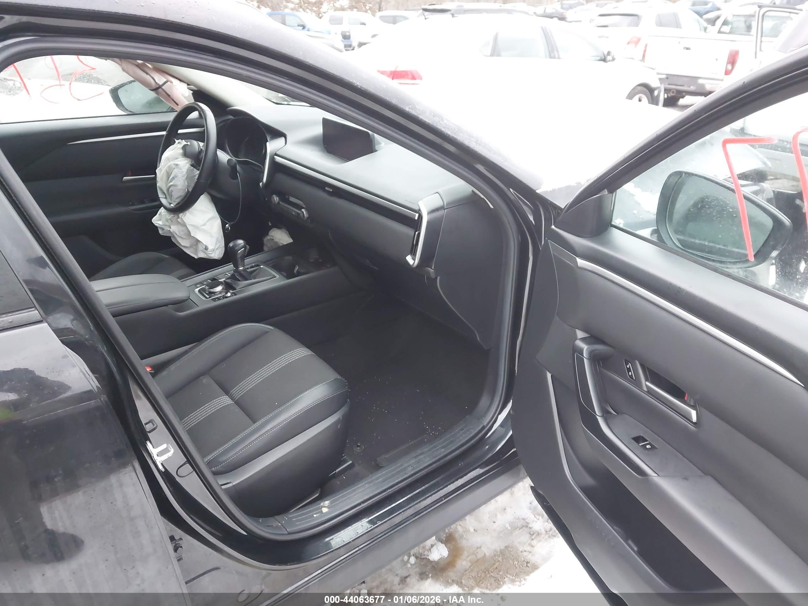 MAZDA CX-50 image 5