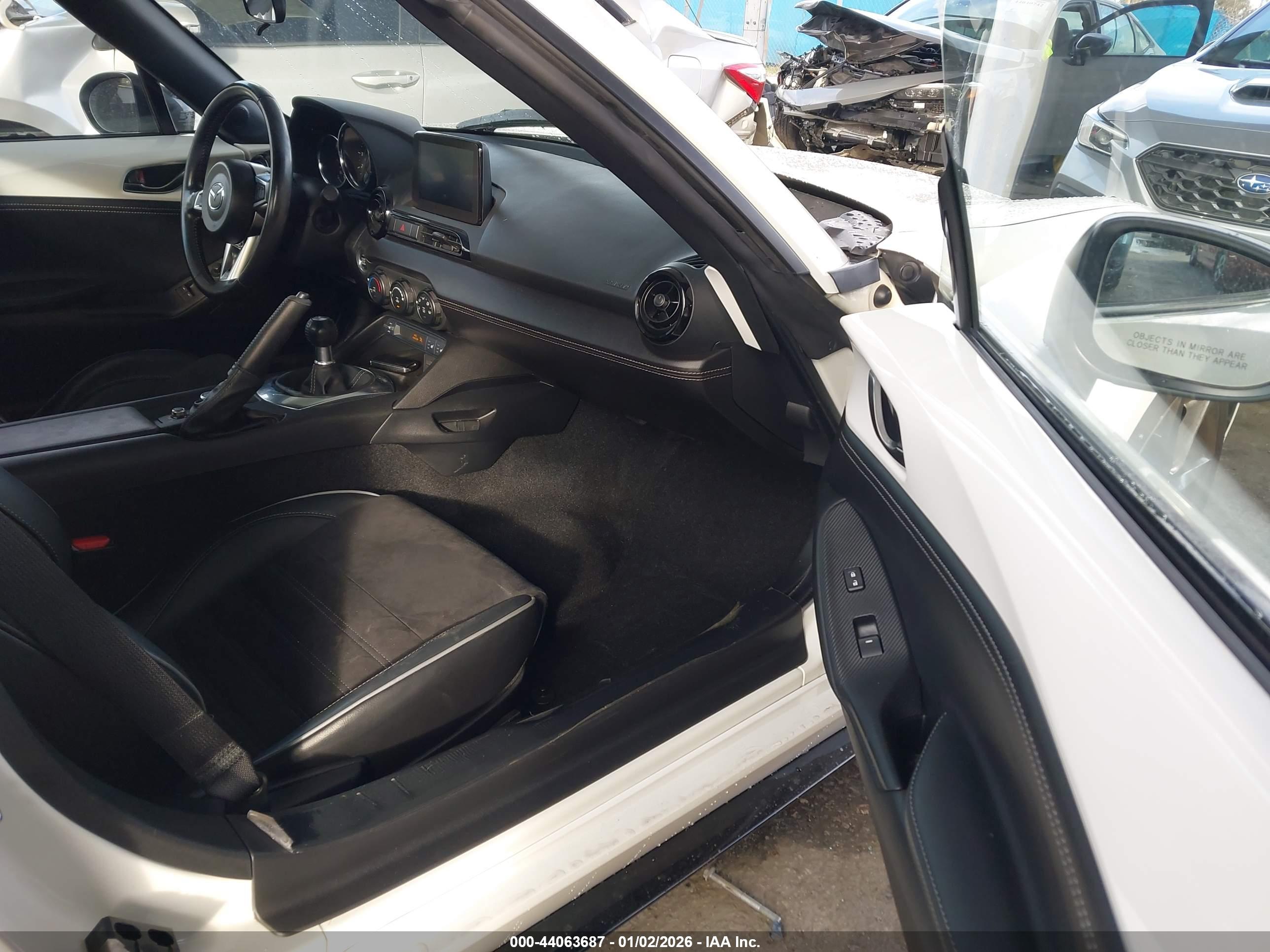 MAZDA MX-5 image 5