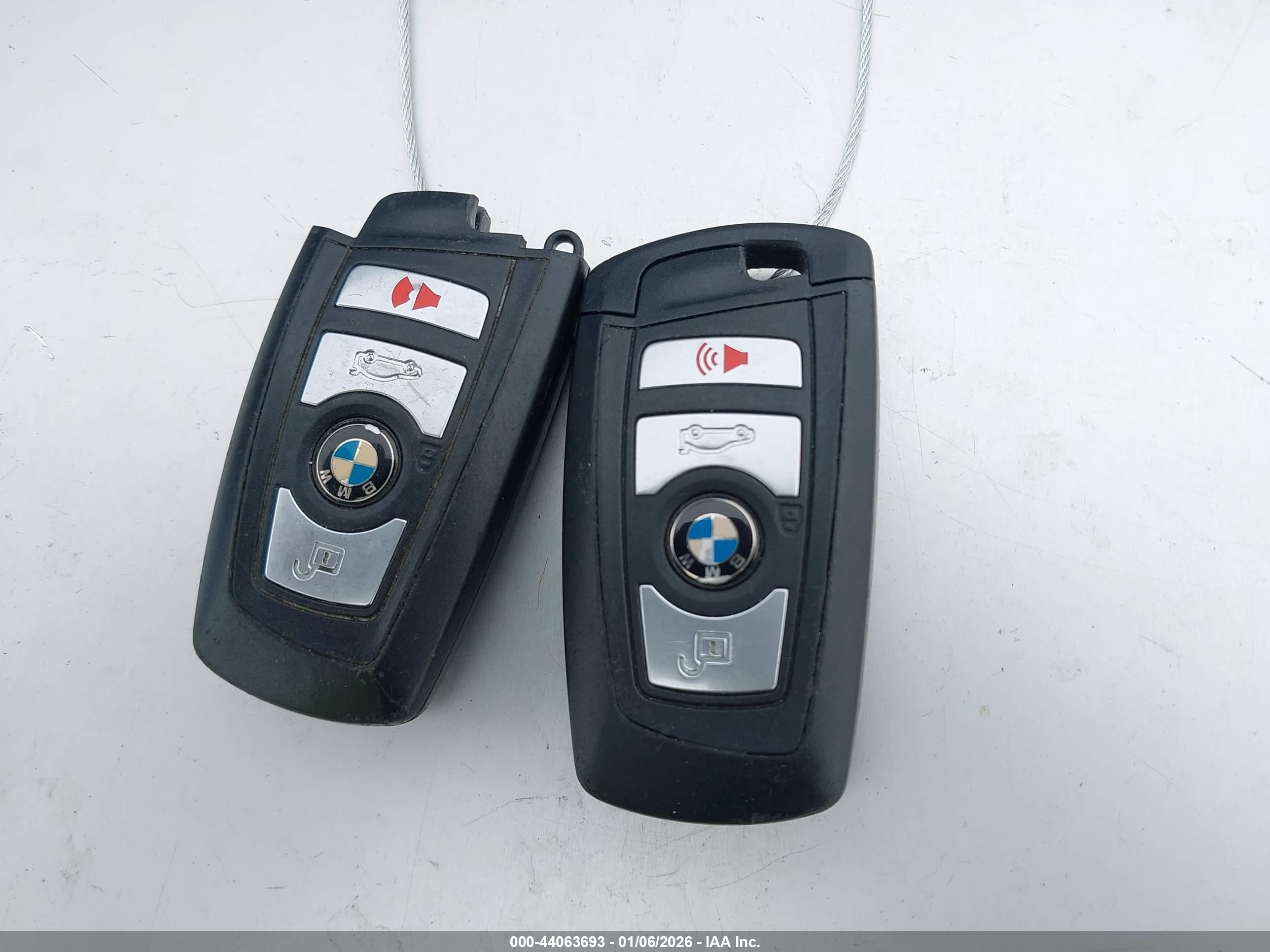 BMW 528I image 11
