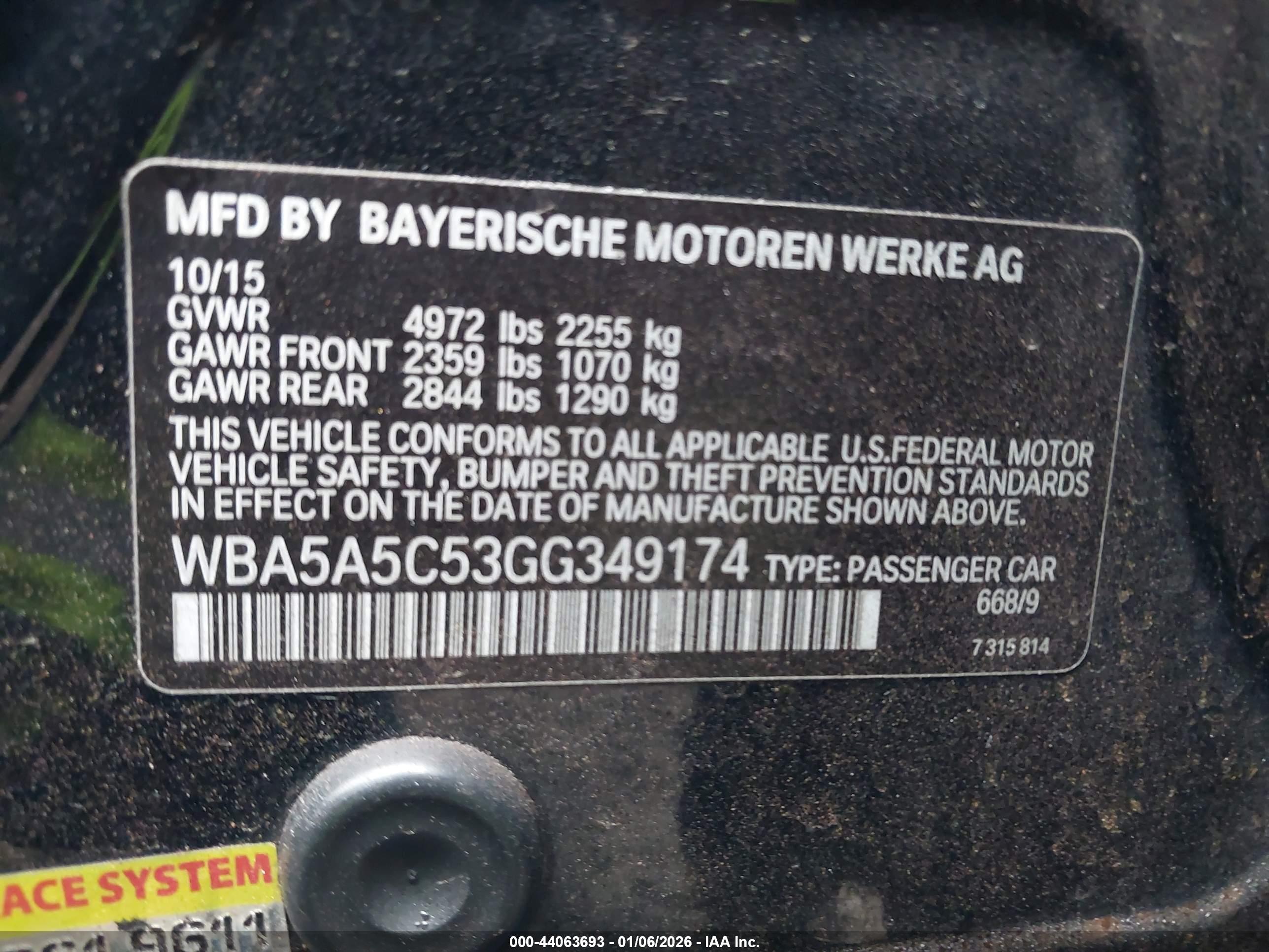 BMW 528I image 9