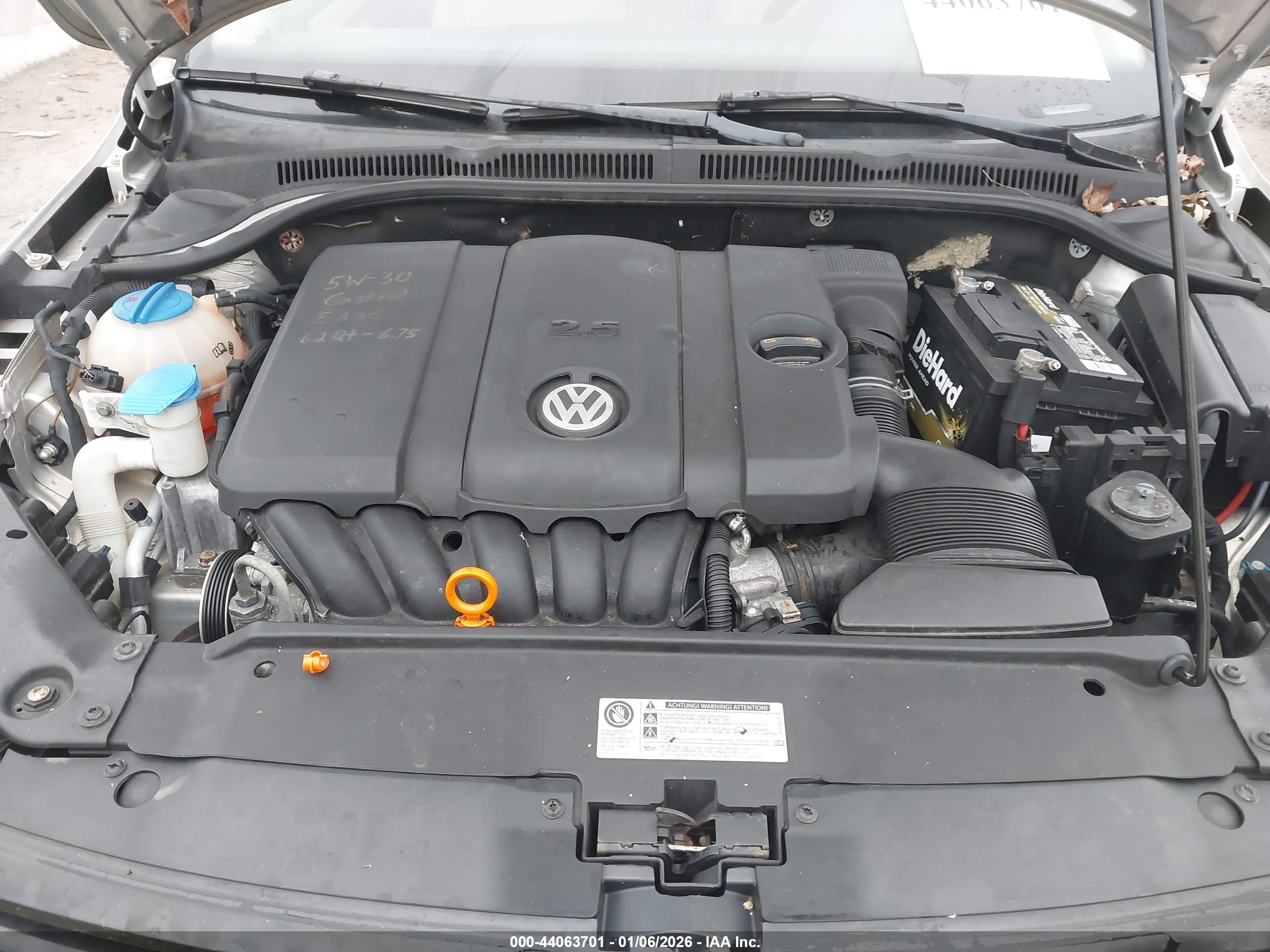 VOLKSWAGEN JETTA image 10