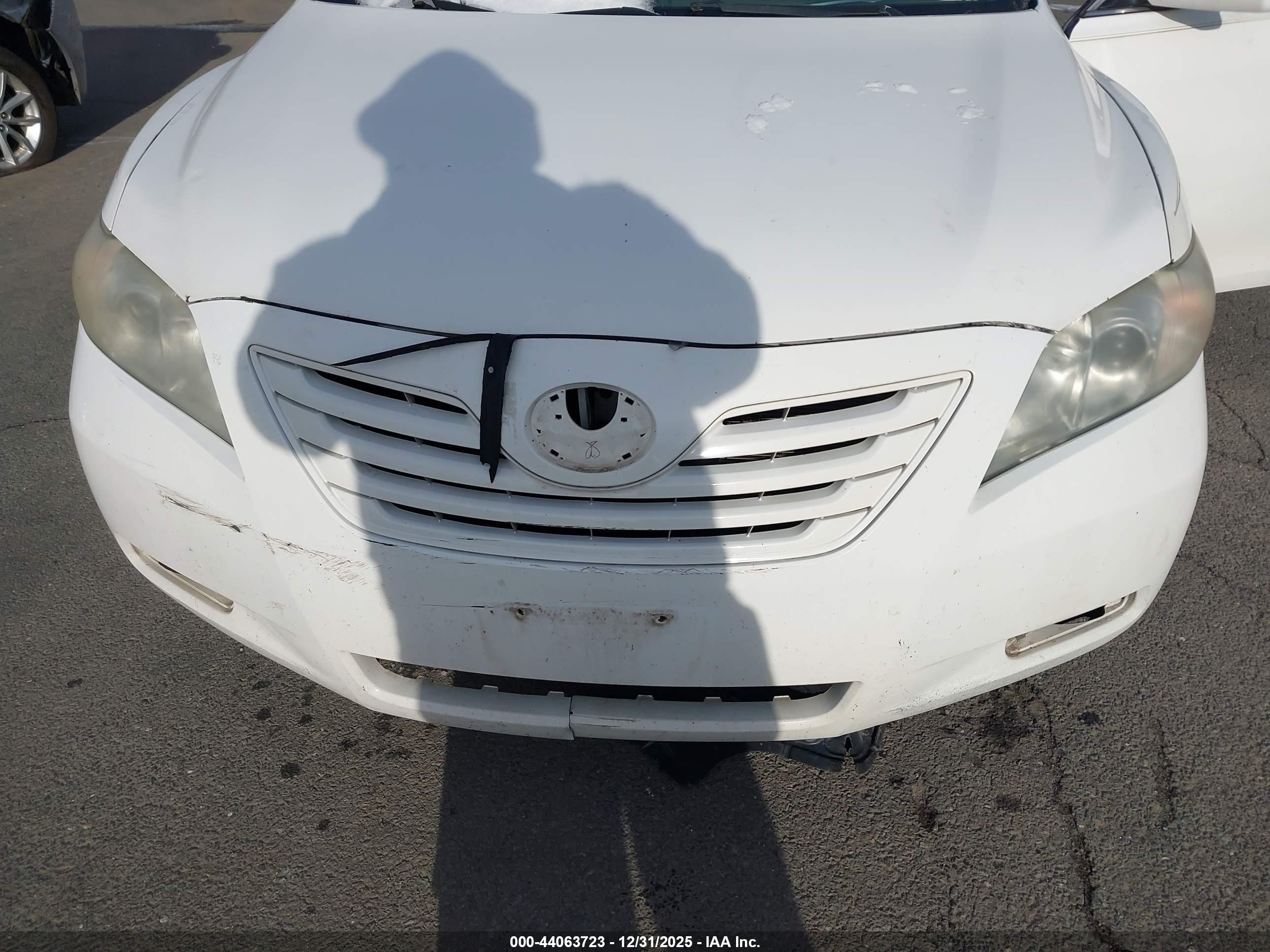 TOYOTA CAMRY image 6