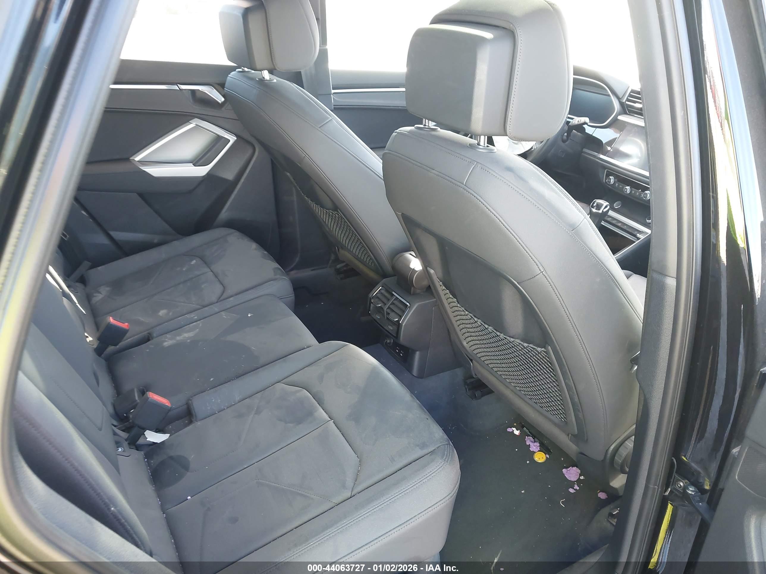 AUDI Q3 image 8