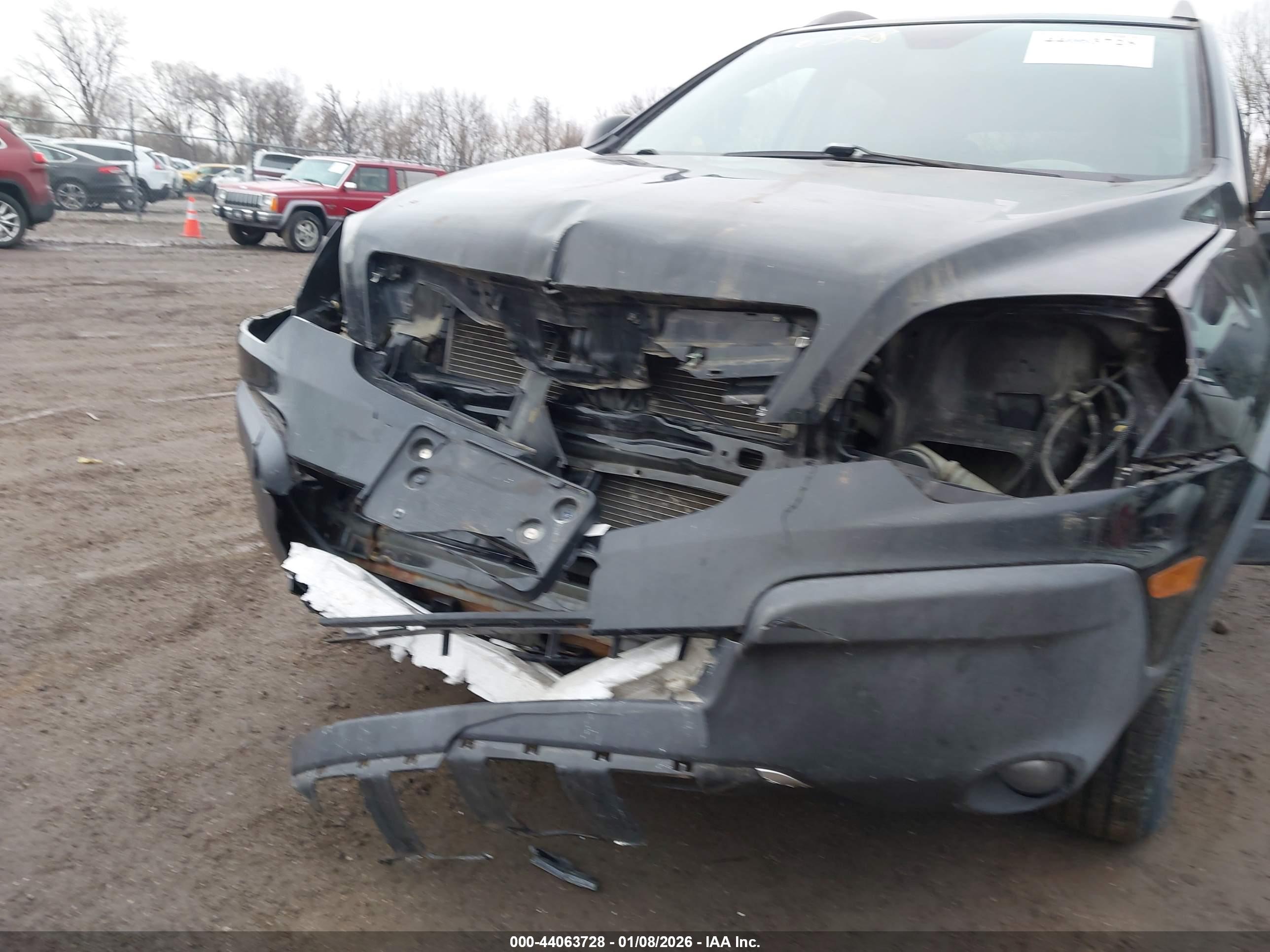 SATURN VUE image 6