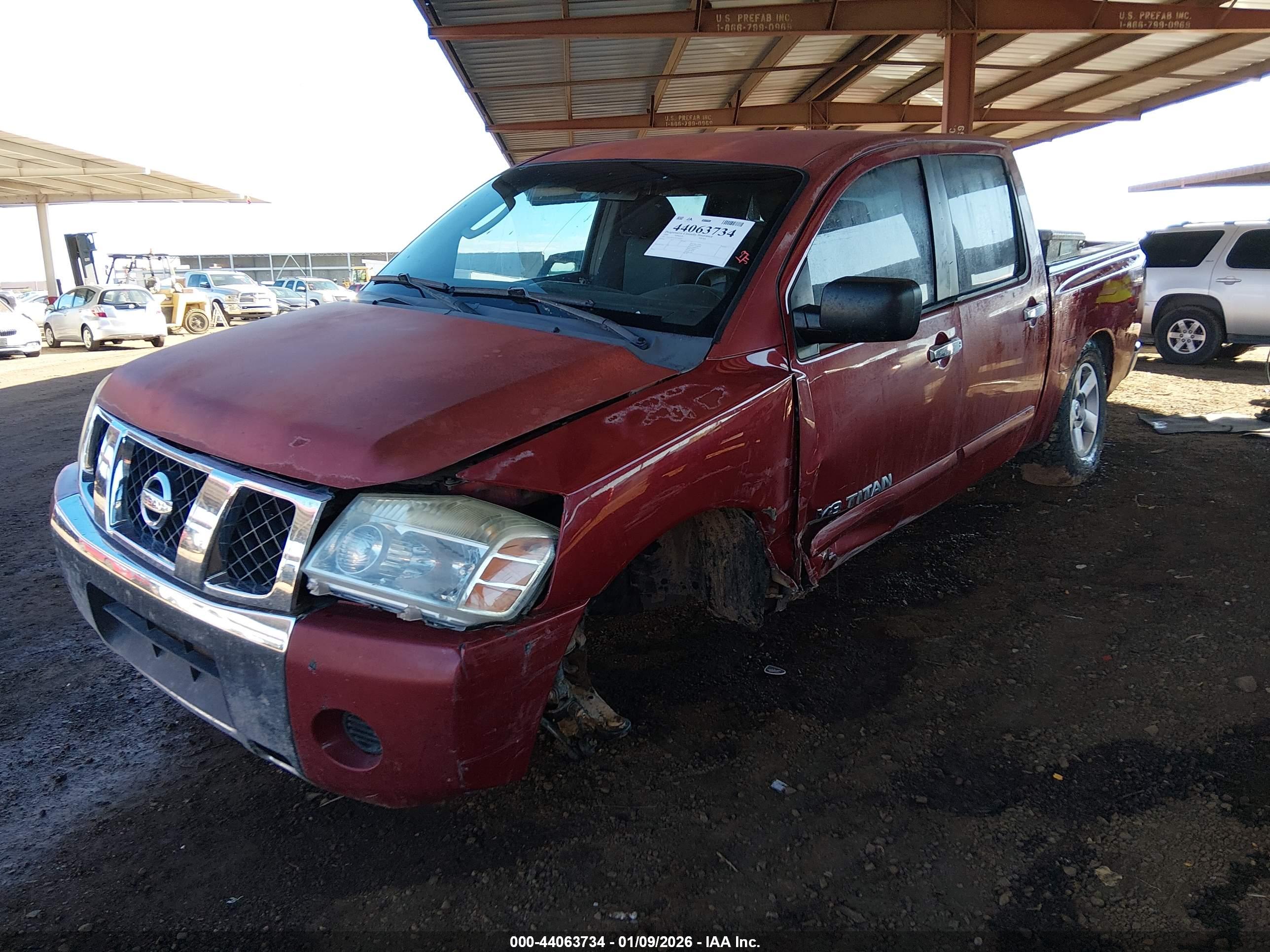NISSAN TITAN image 2