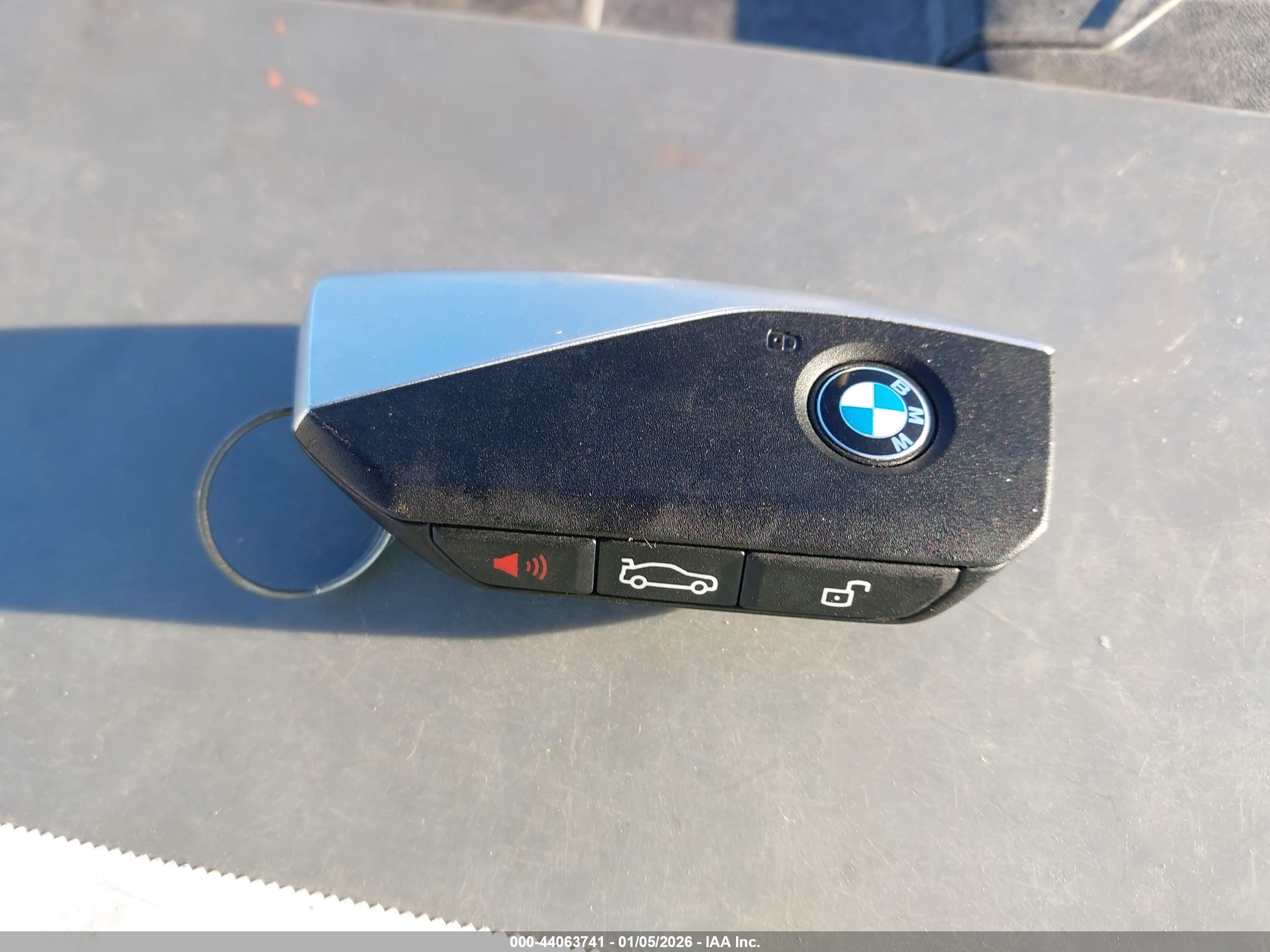 BMW X1 image 11