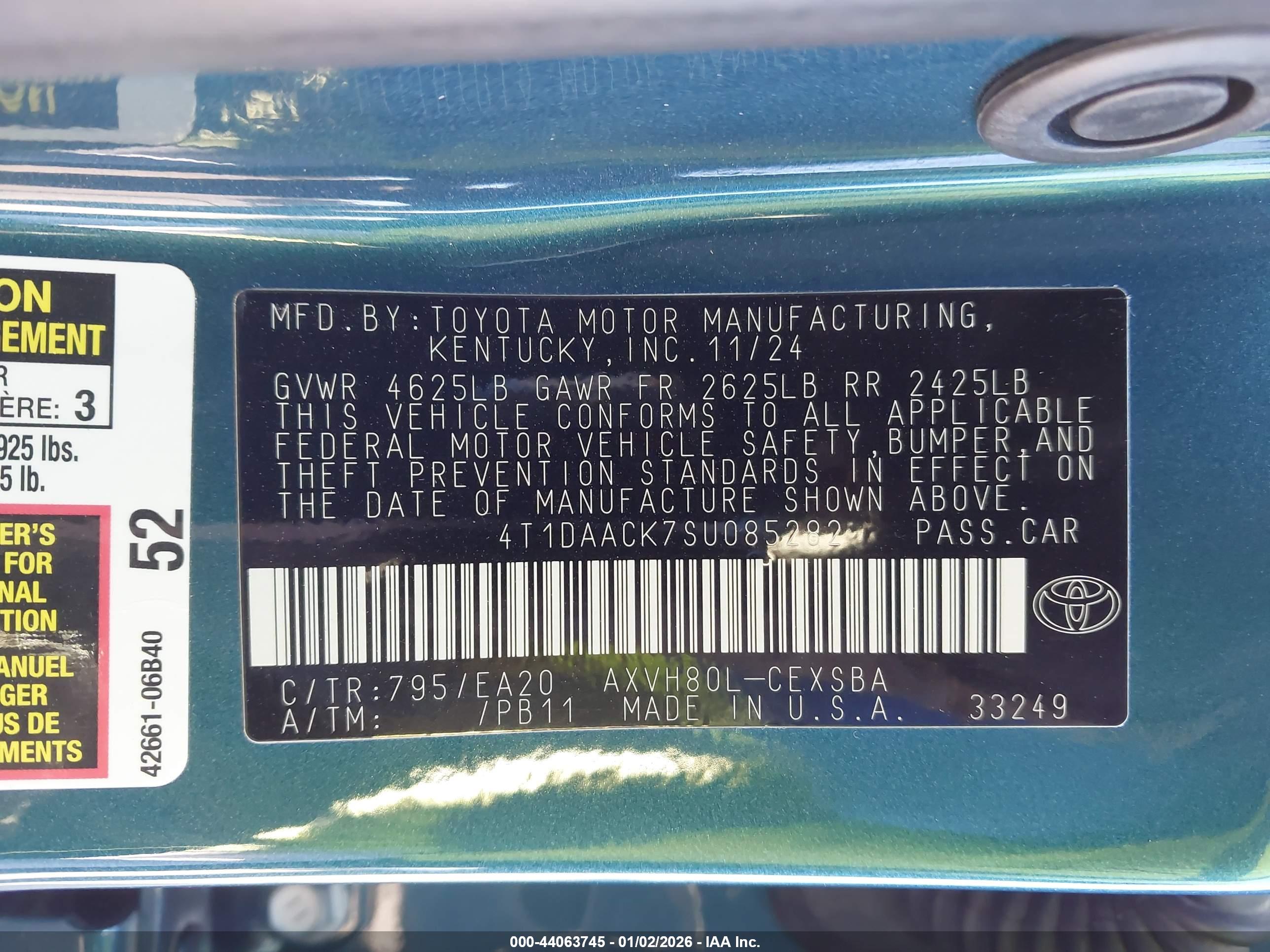 TOYOTA CAMRY image 9