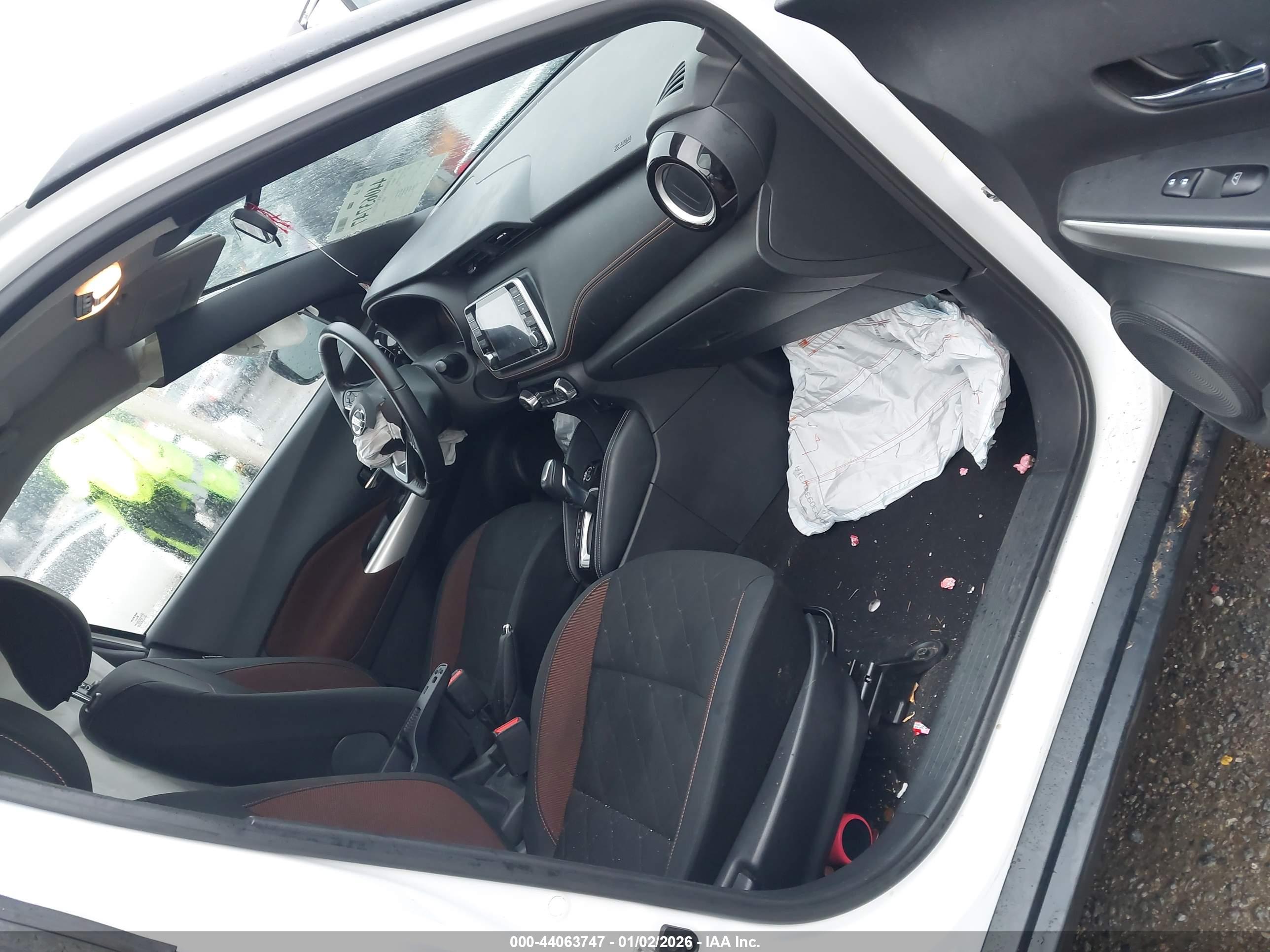 NISSAN KICKS image 5