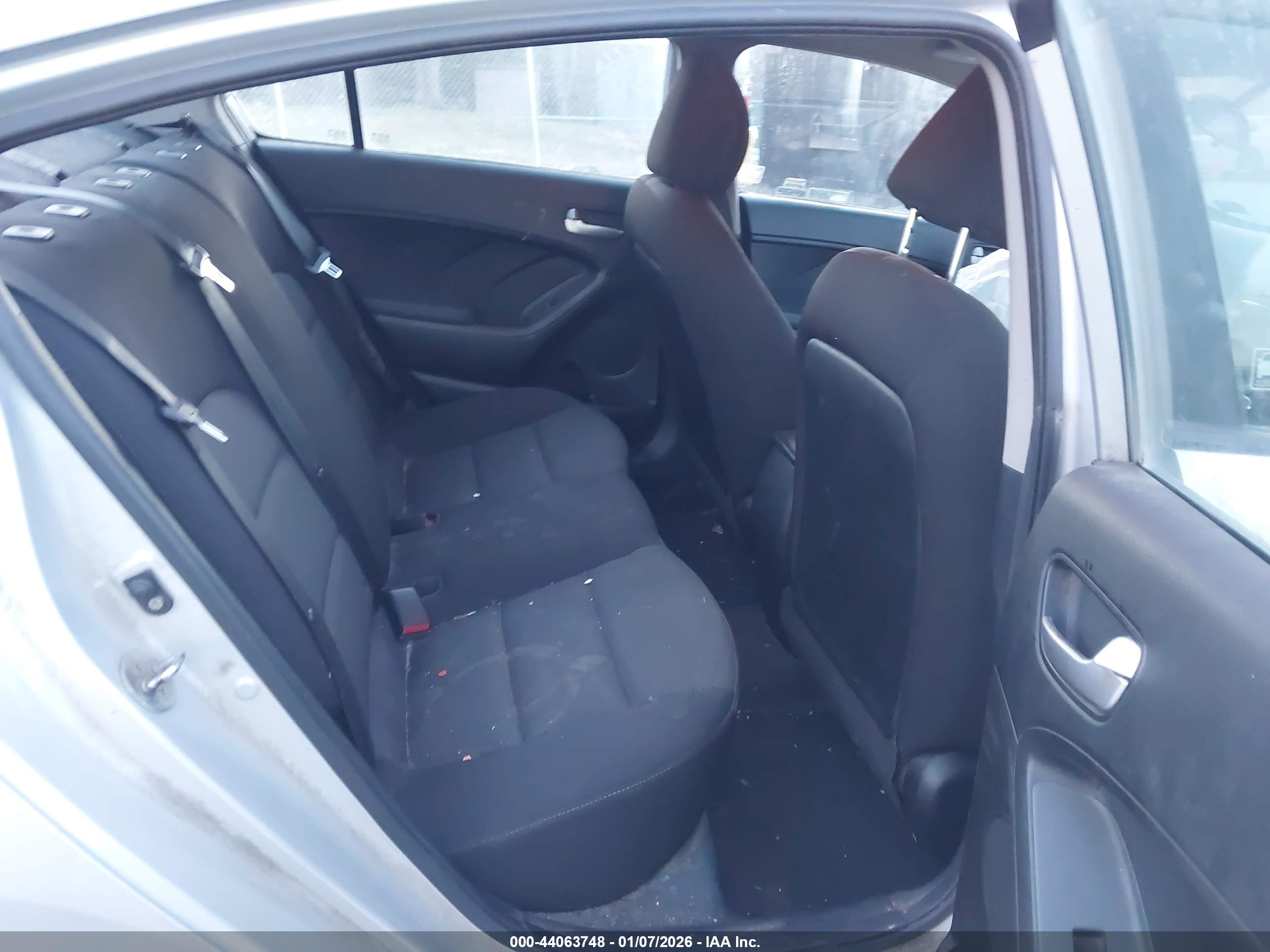 KIA FORTE image 8