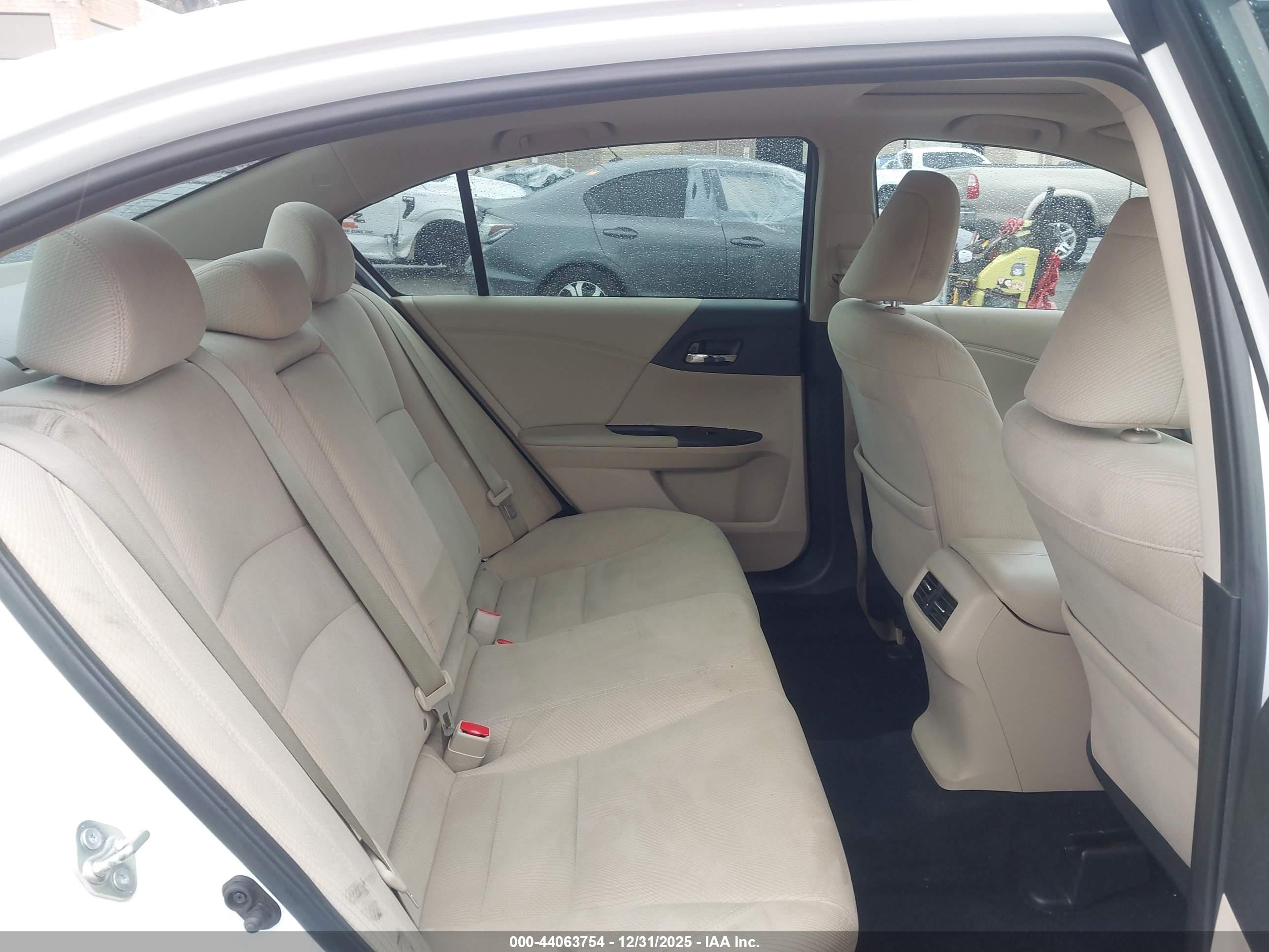HONDA ACCORD image 8