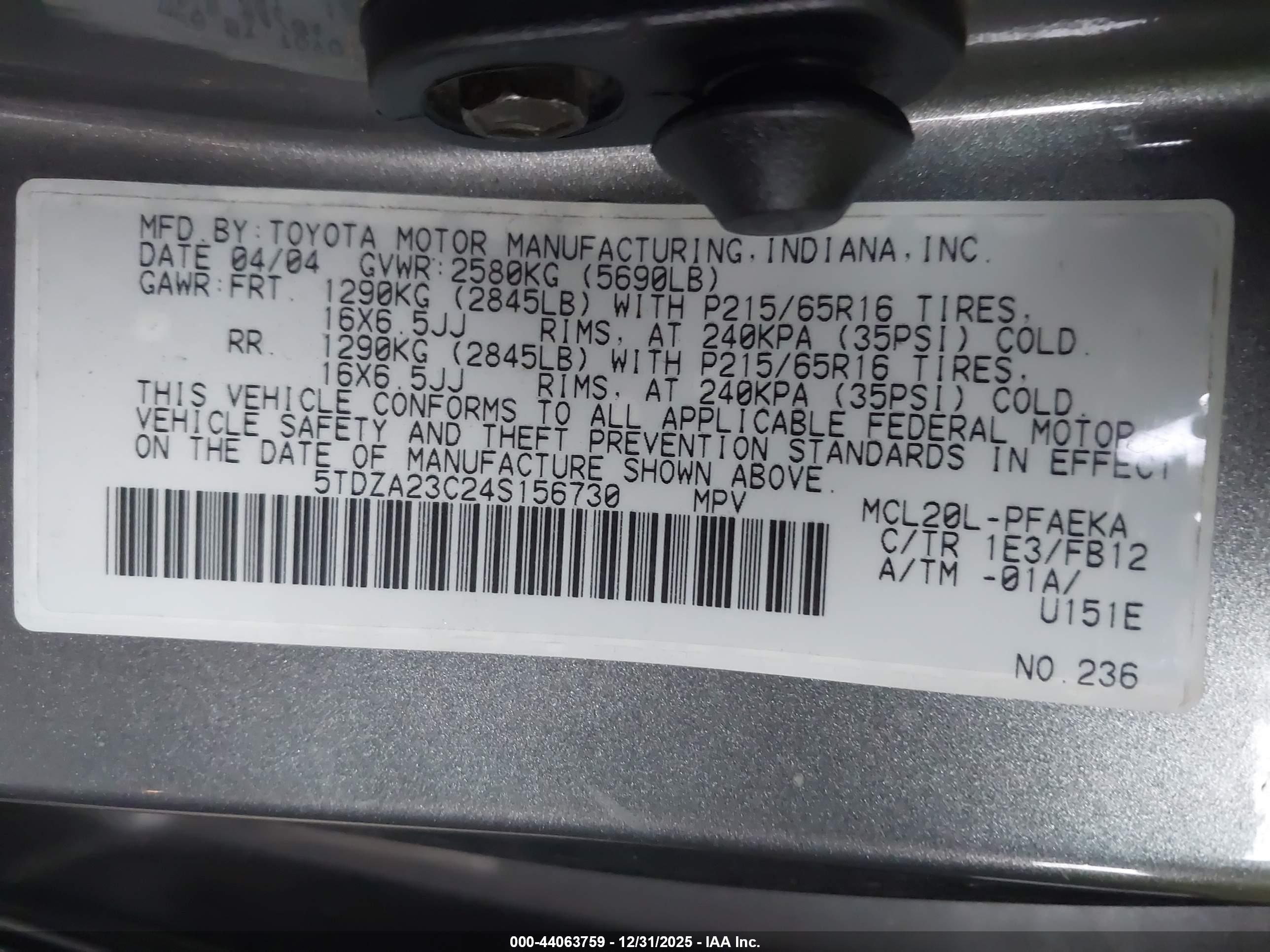 TOYOTA SIENNA image 9