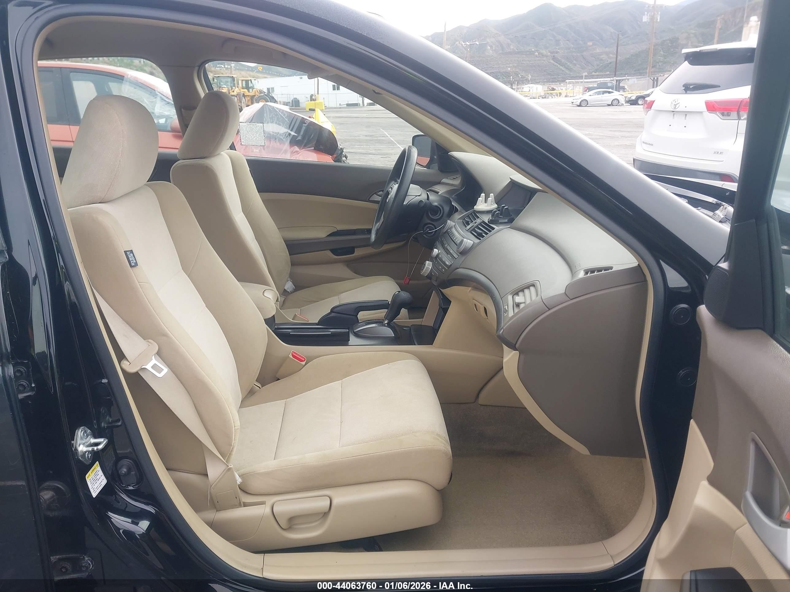 HONDA ACCORD image 5