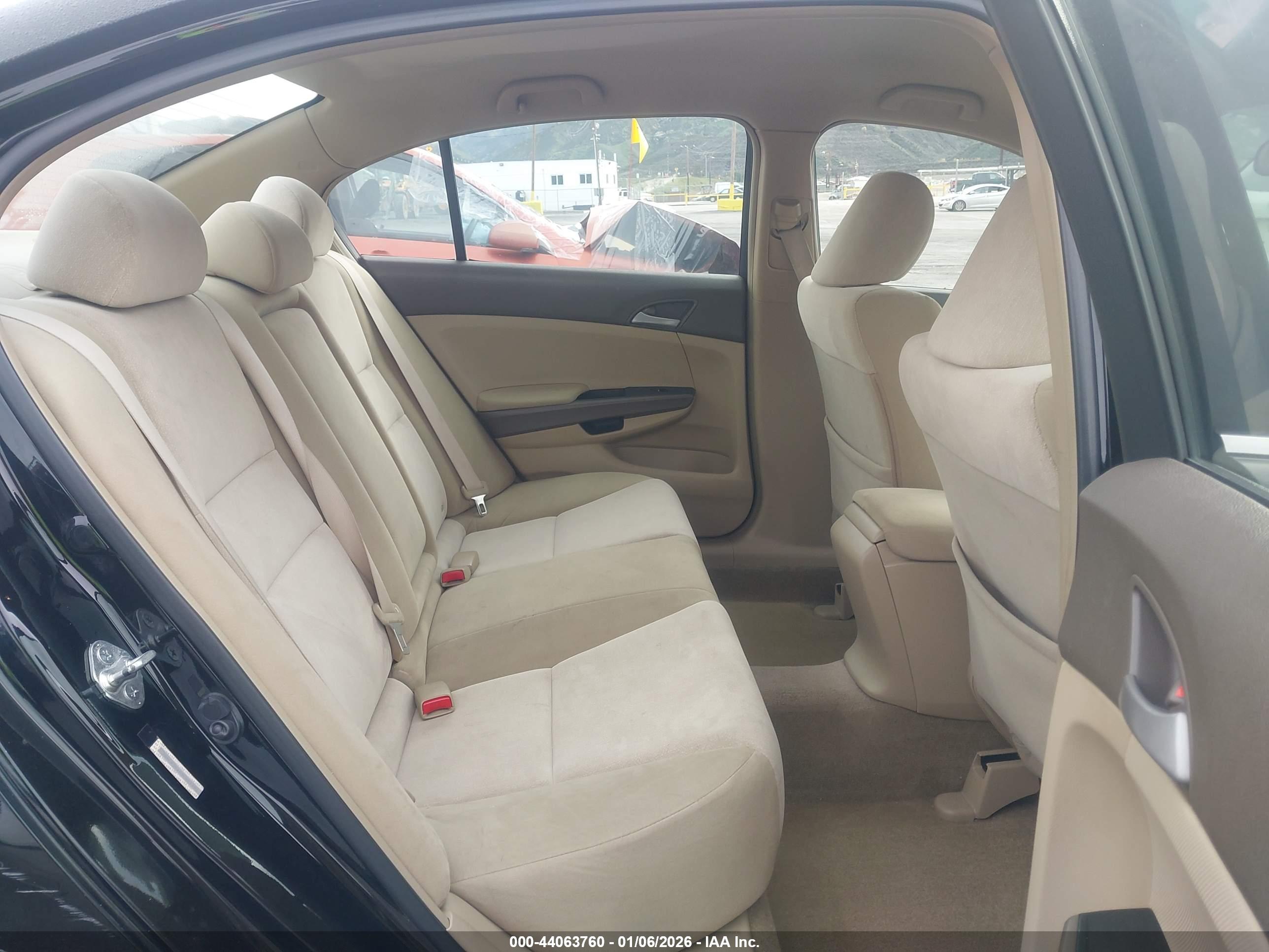 HONDA ACCORD image 8
