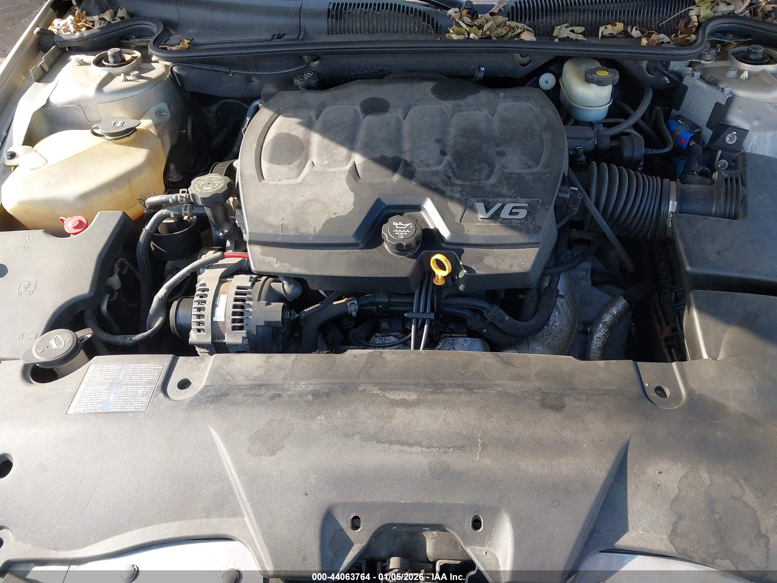 BUICK LUCERNE image 10