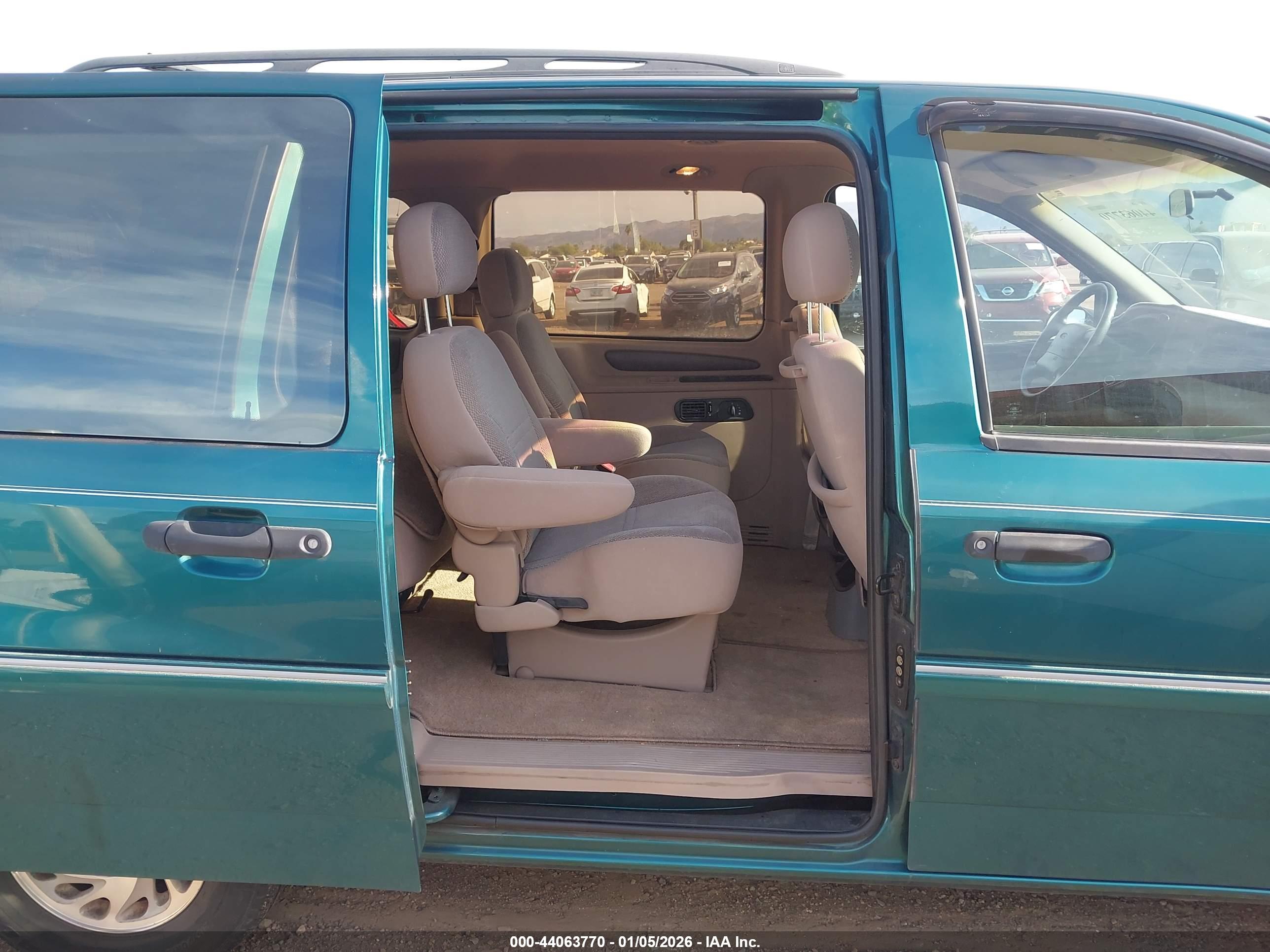 FORD WINDSTAR image 8