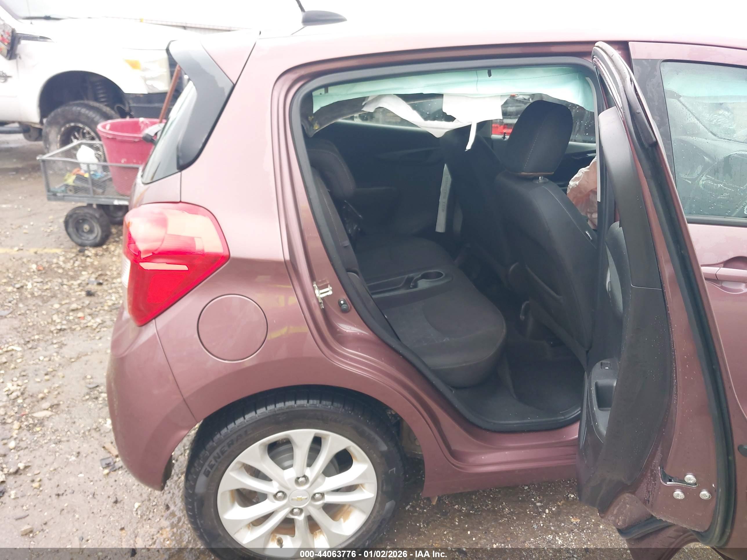 CHEVROLET SPARK image 8