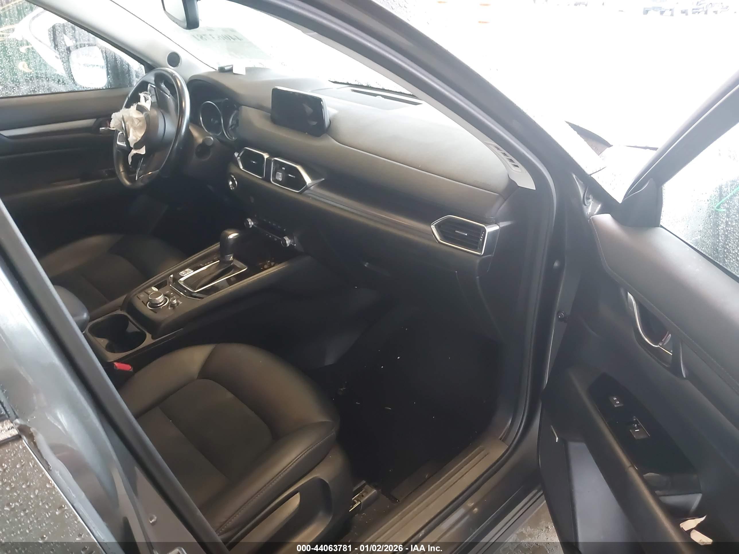 MAZDA CX-5 image 5