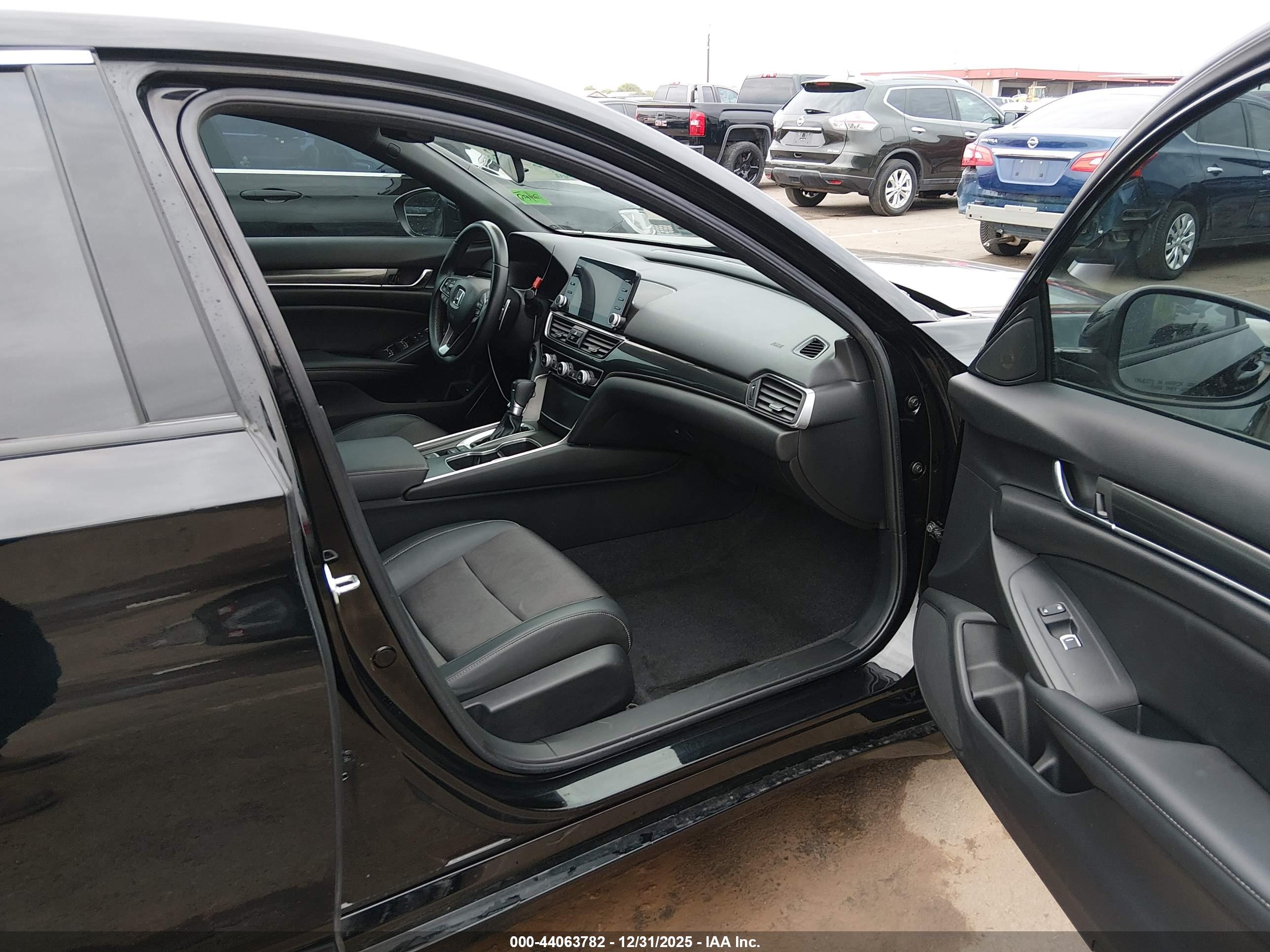 HONDA ACCORD image 5