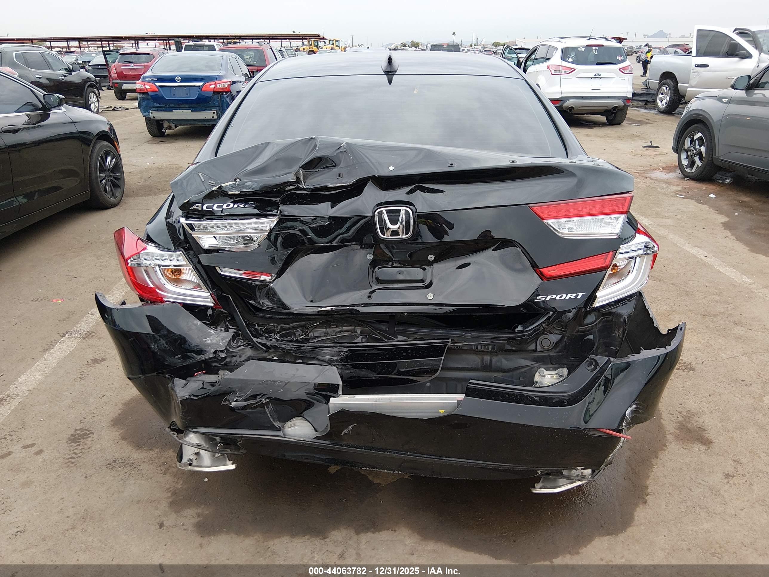 HONDA ACCORD image 6
