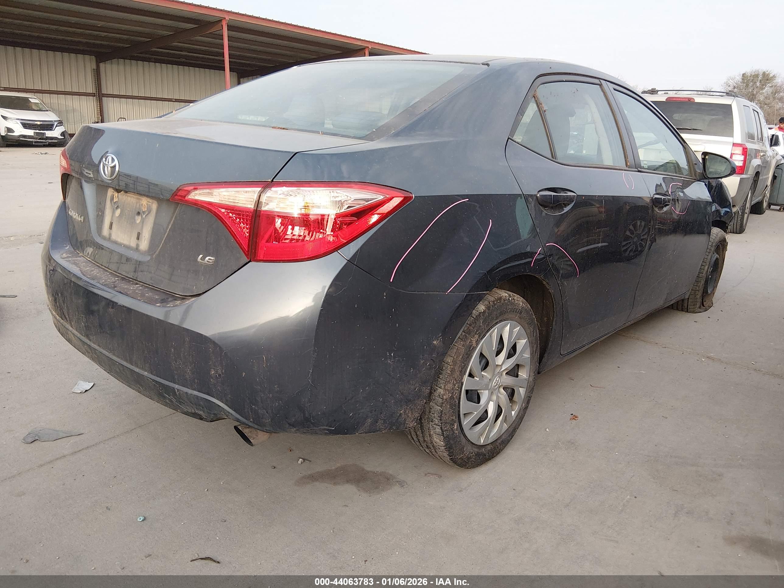 TOYOTA COROLLA image 4