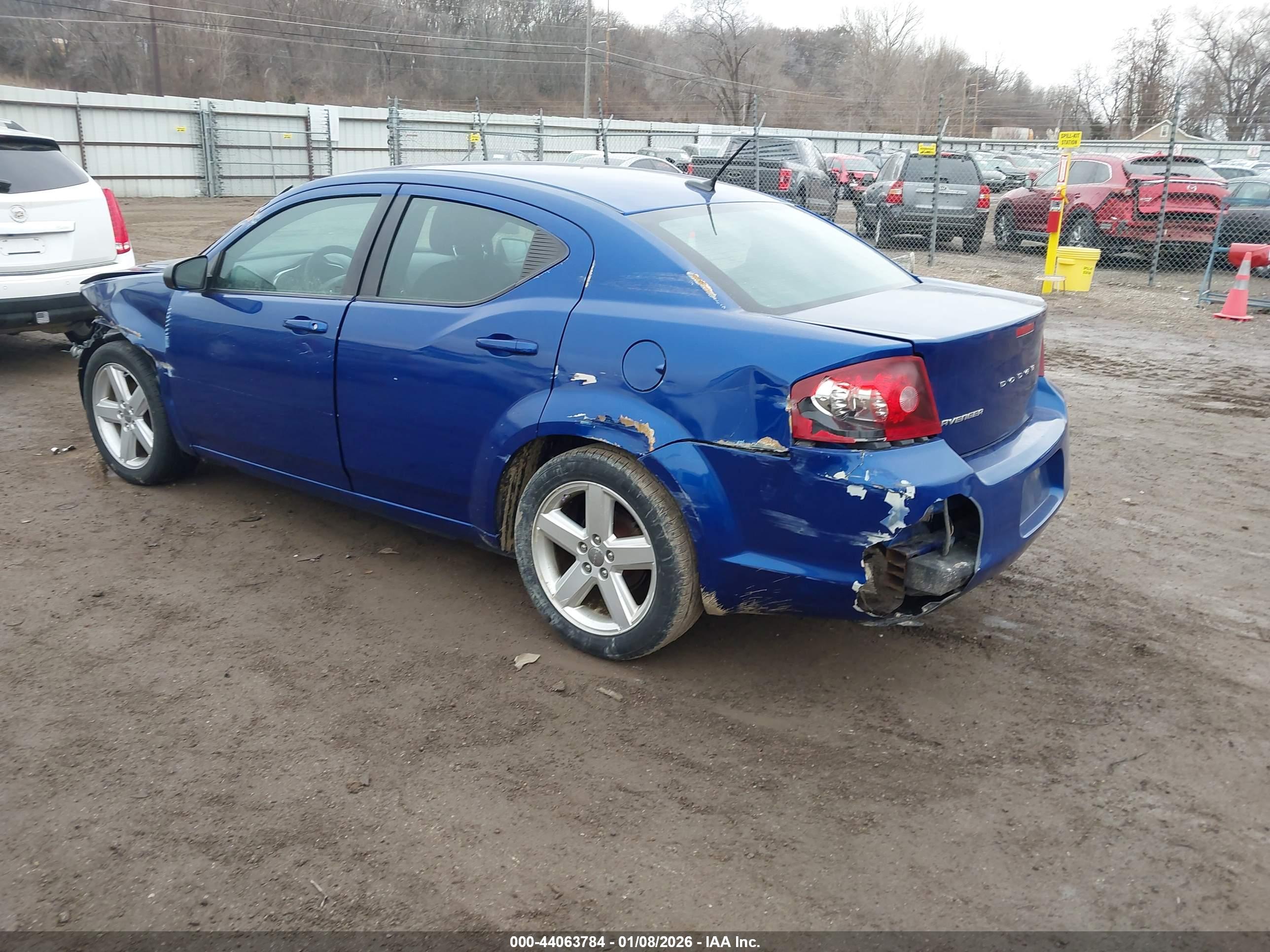 DODGE AVENGER image 3