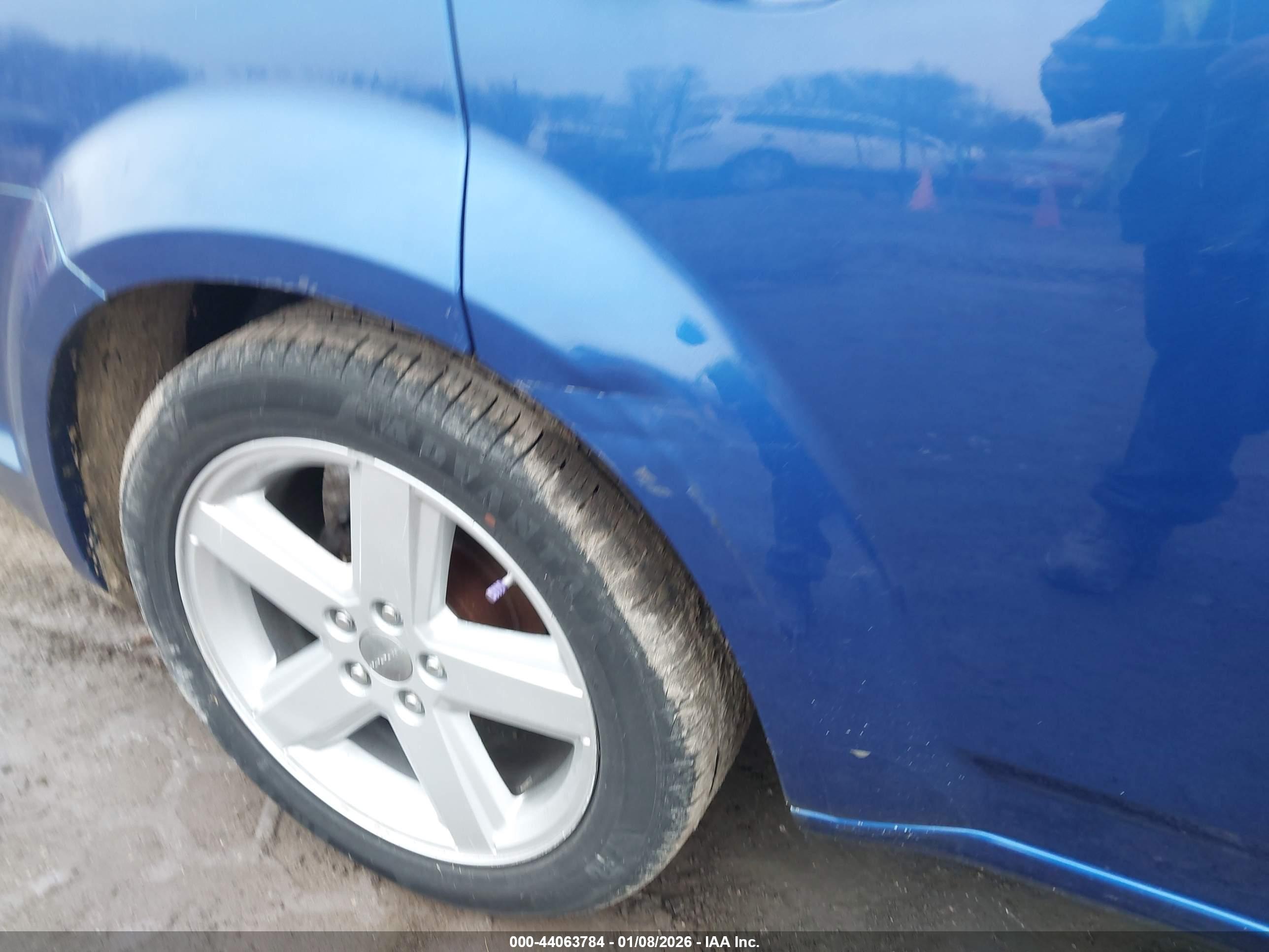 DODGE AVENGER image 6