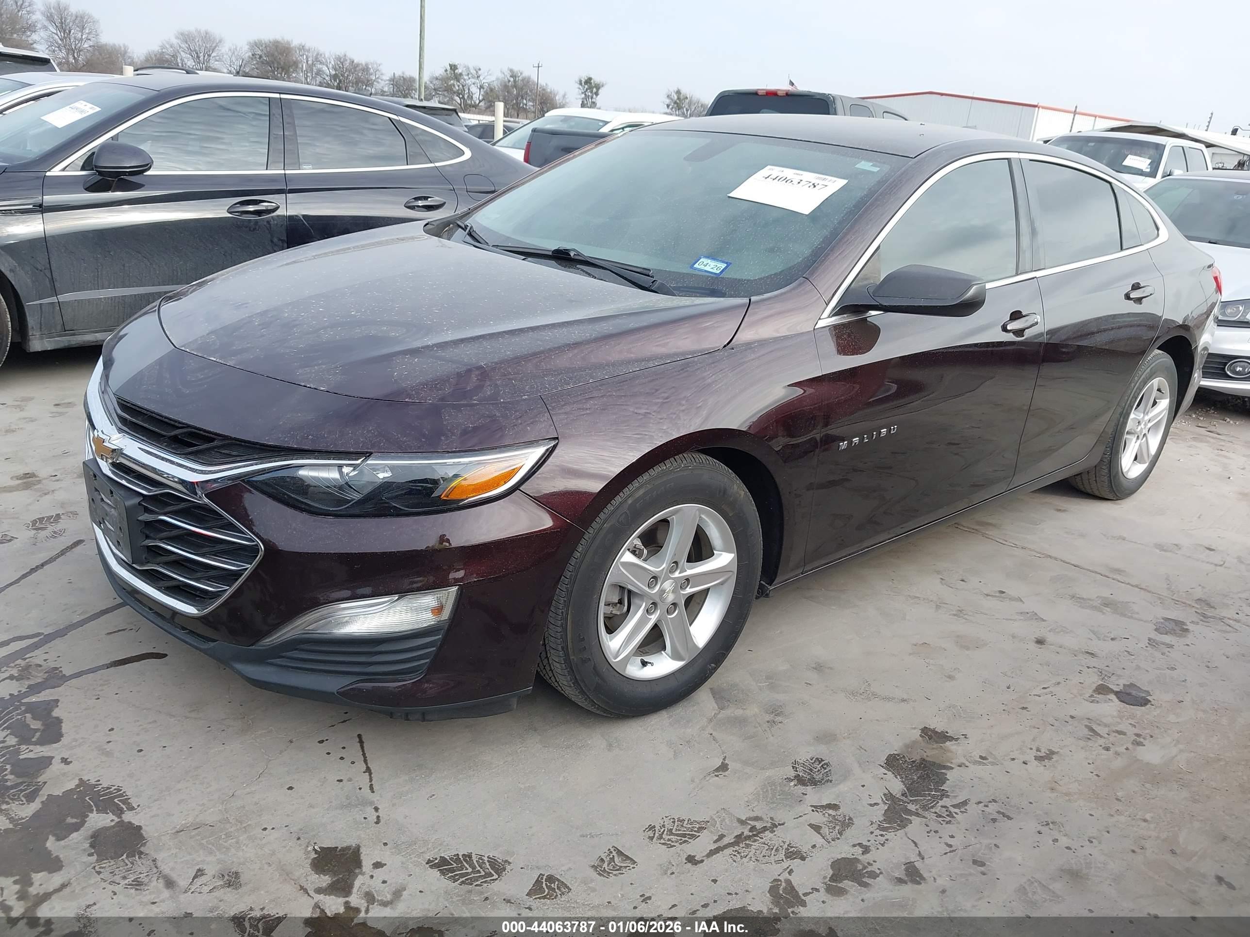 CHEVROLET MALIBU image 2
