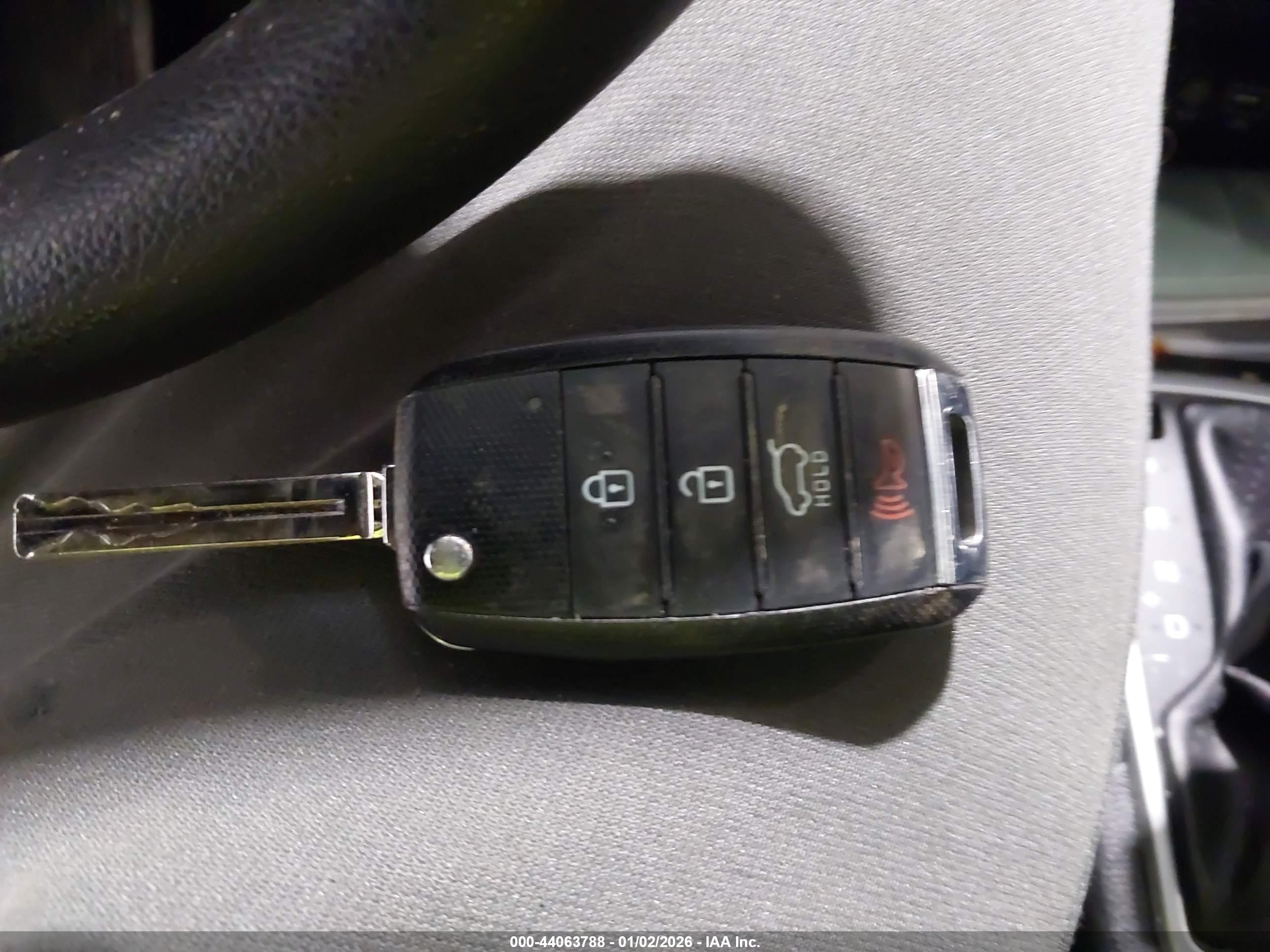KIA SPORTAGE image 11