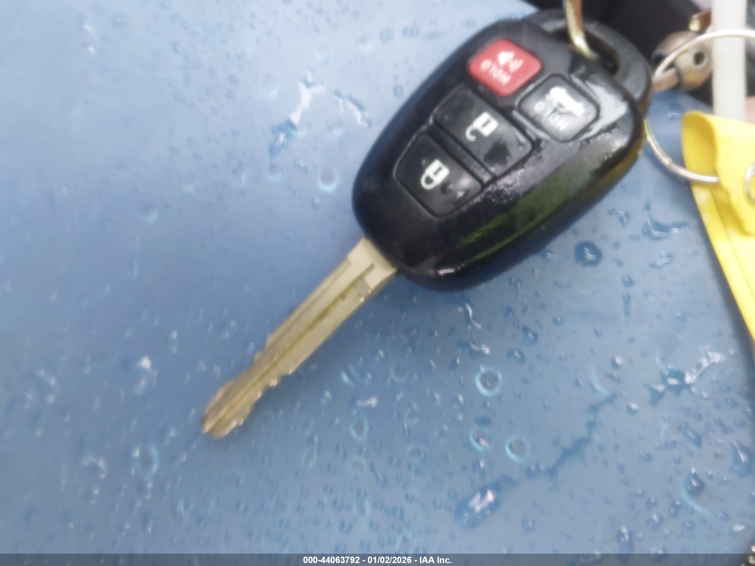 TOYOTA CAMRY image 11