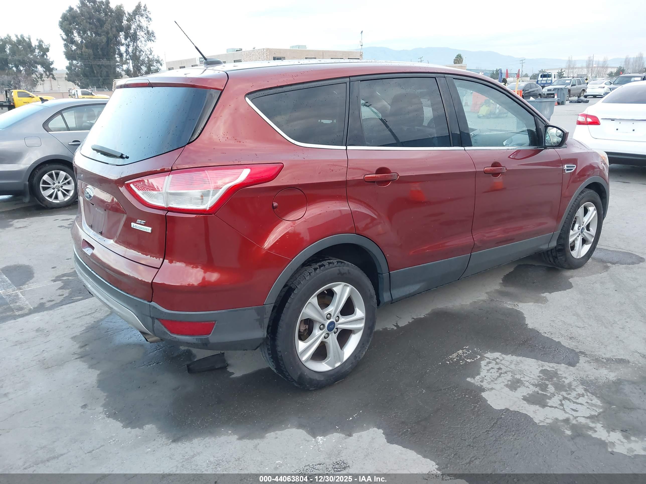 FORD ESCAPE image 4
