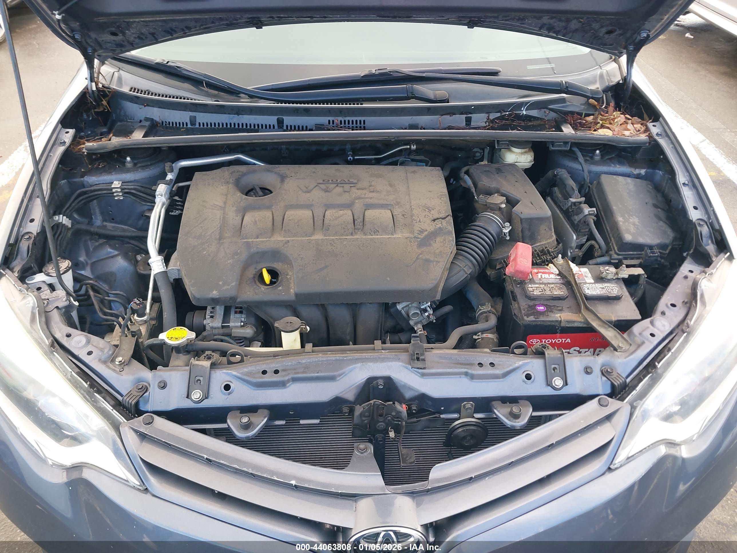 TOYOTA COROLLA image 10