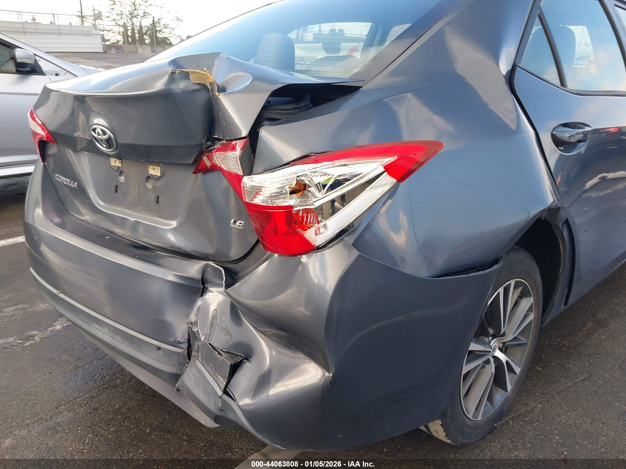 TOYOTA COROLLA image 6