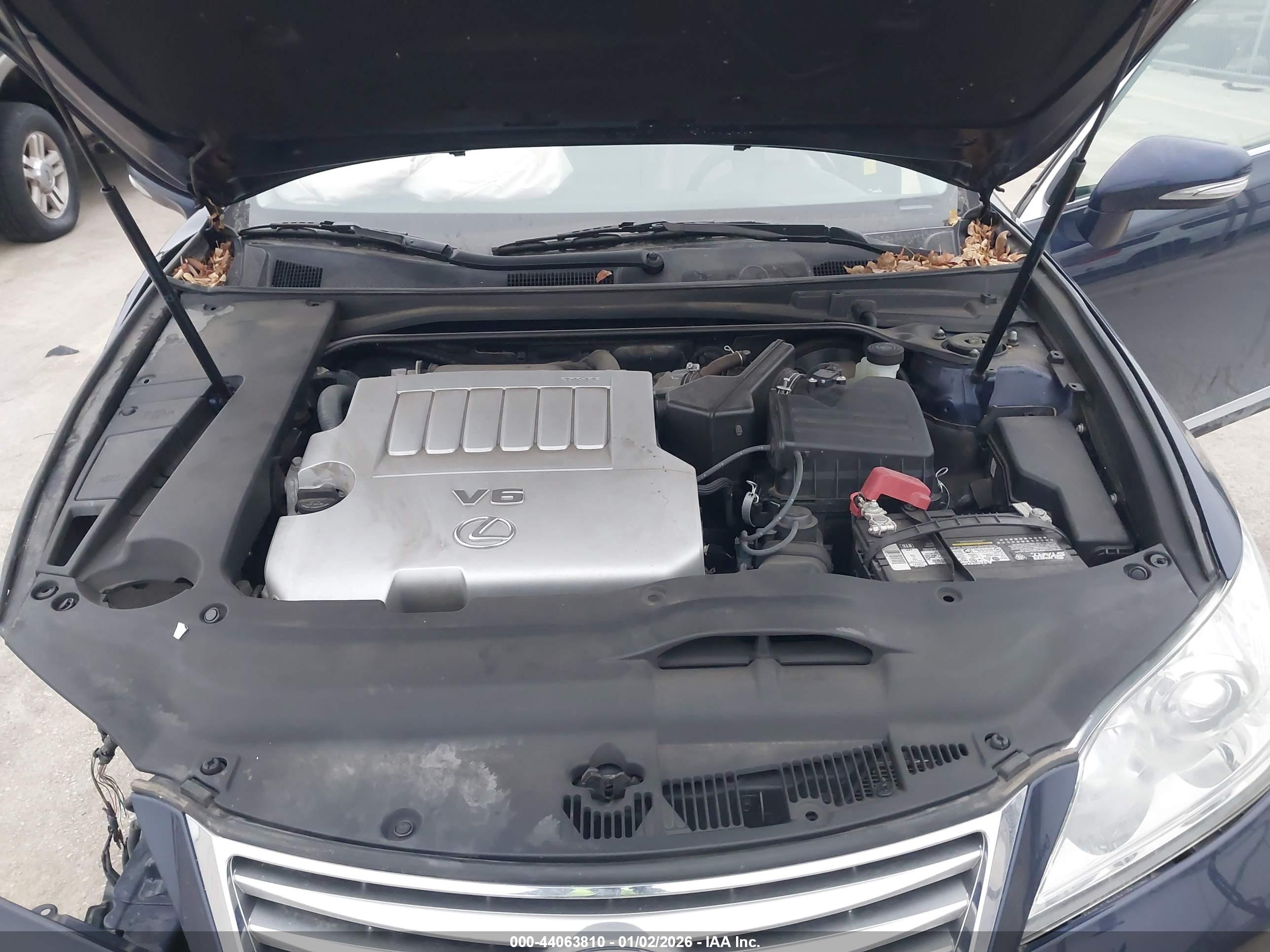 LEXUS ES image 10