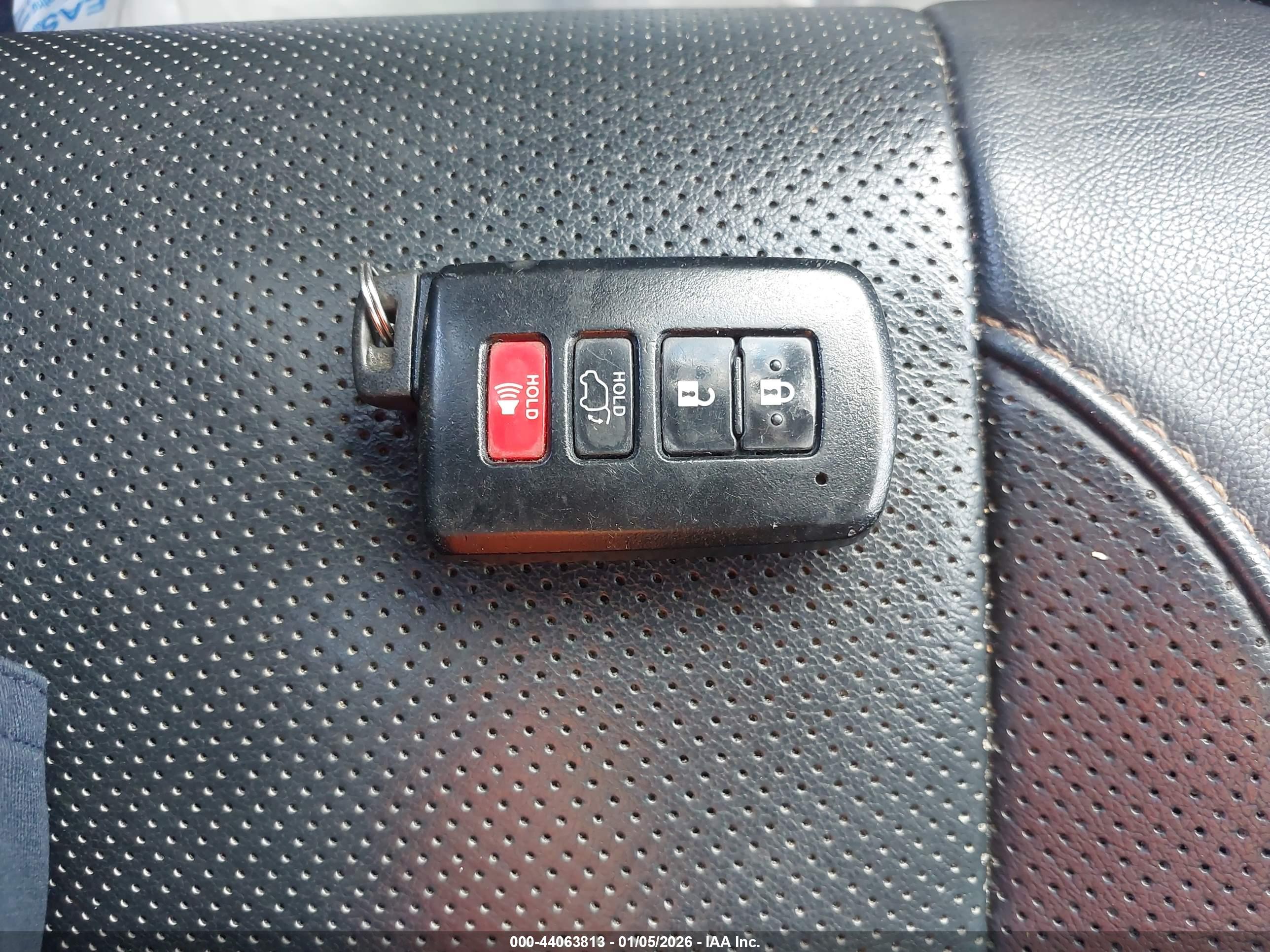 TOYOTA HIGHLANDER image 11