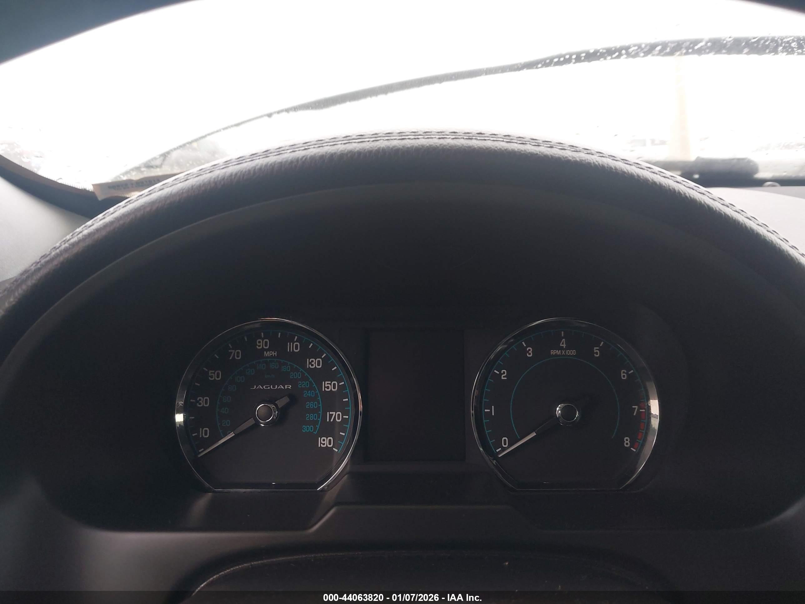 JAGUAR XF image 7