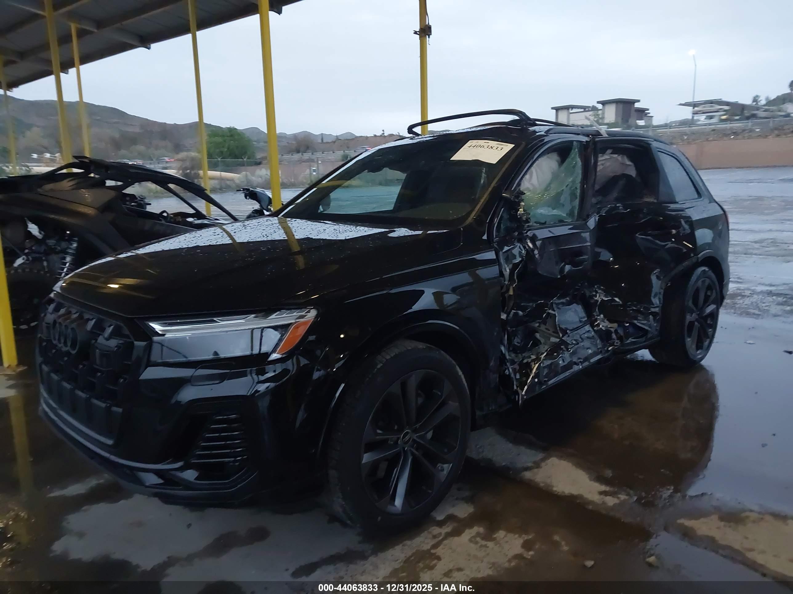 AUDI Q7 image 2