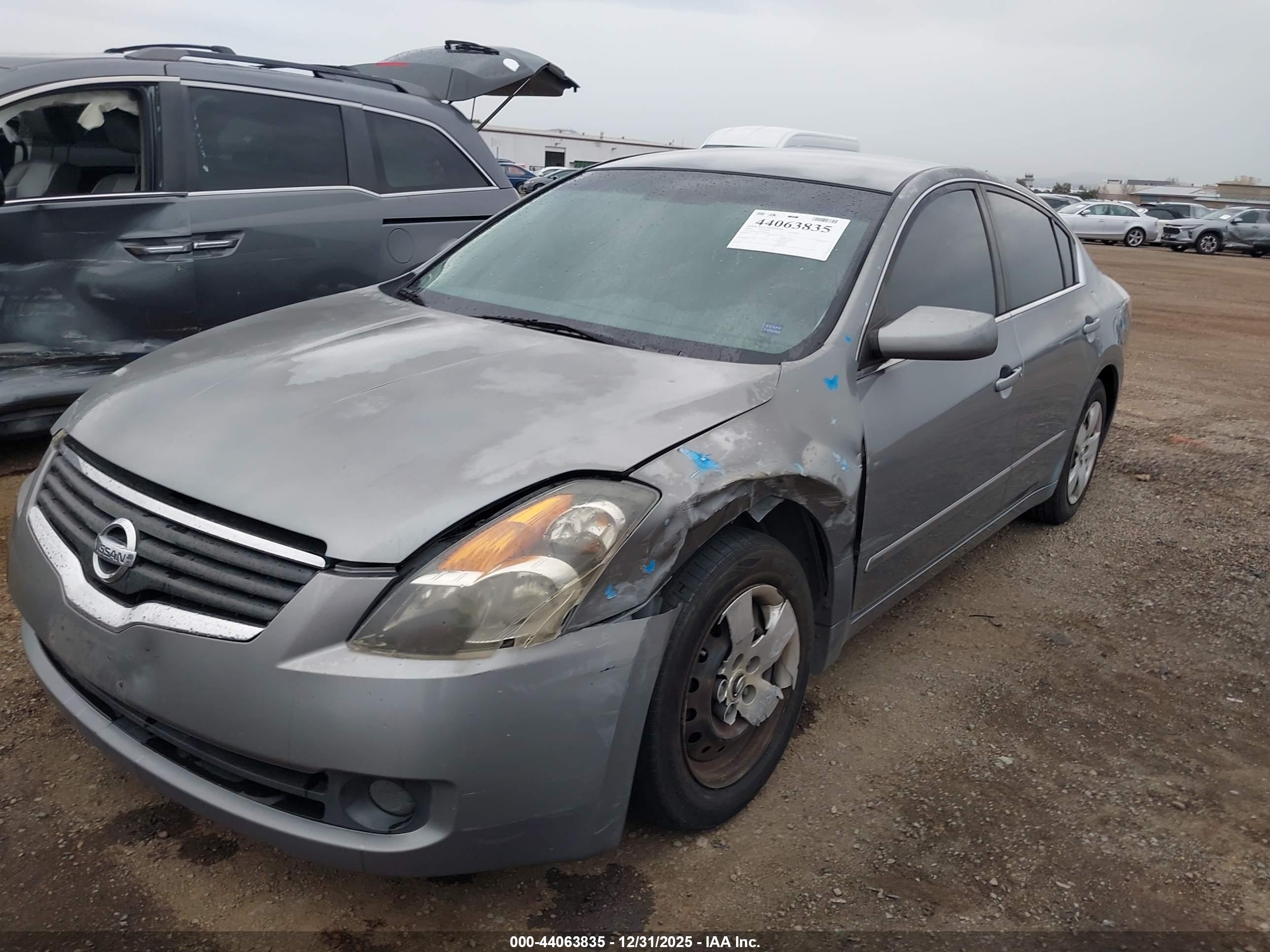NISSAN ALTIMA image 6