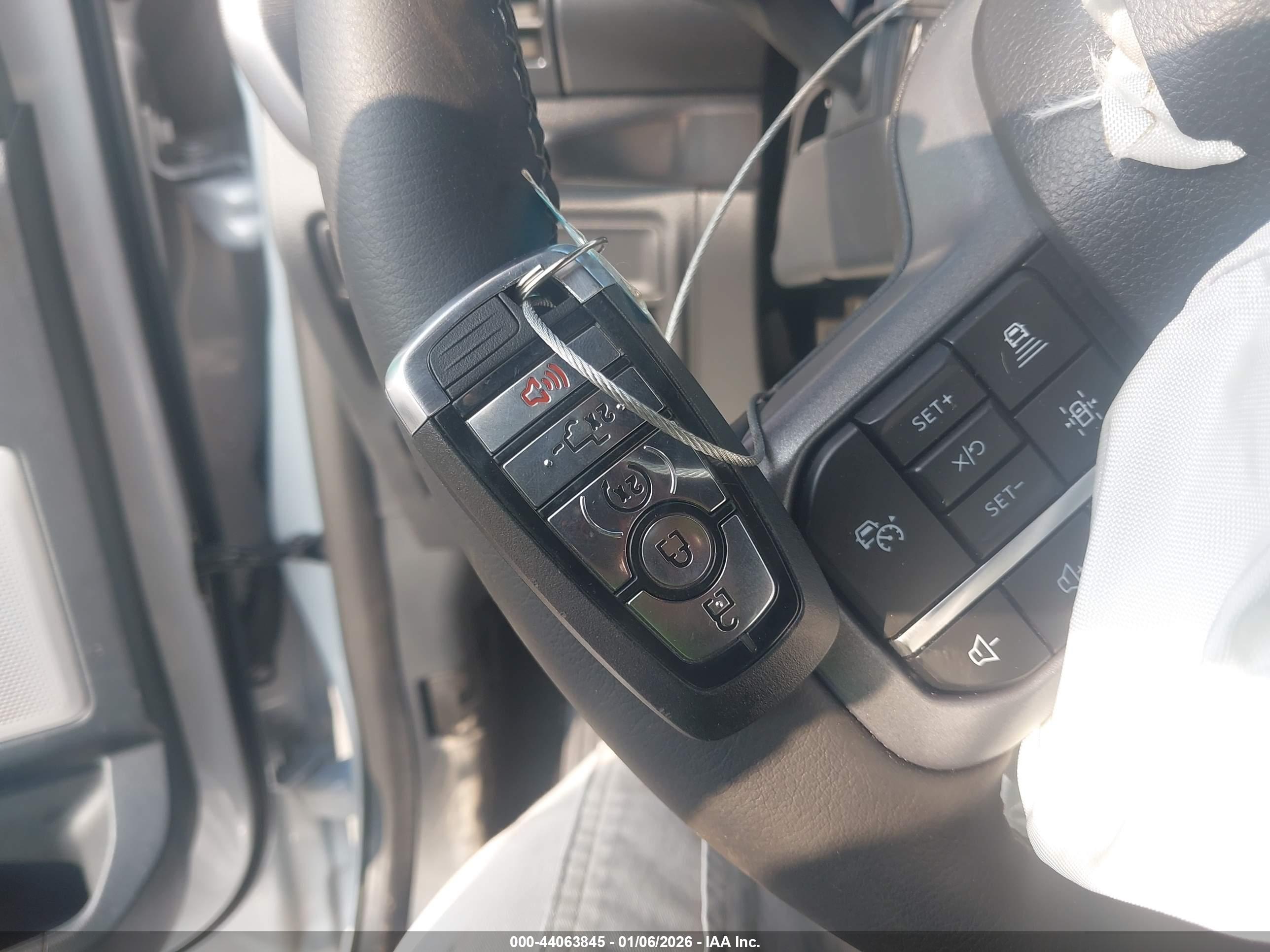 FORD F-150 image 11