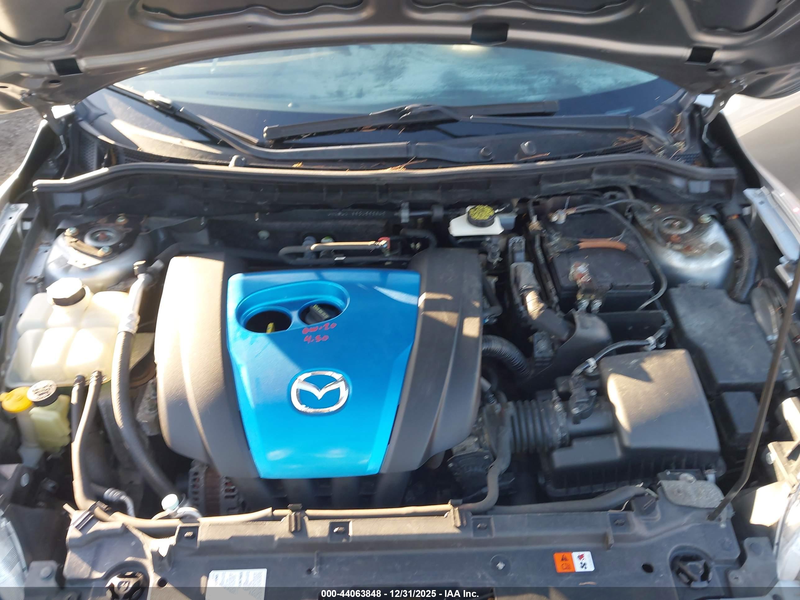 MAZDA MAZDA3 image 10