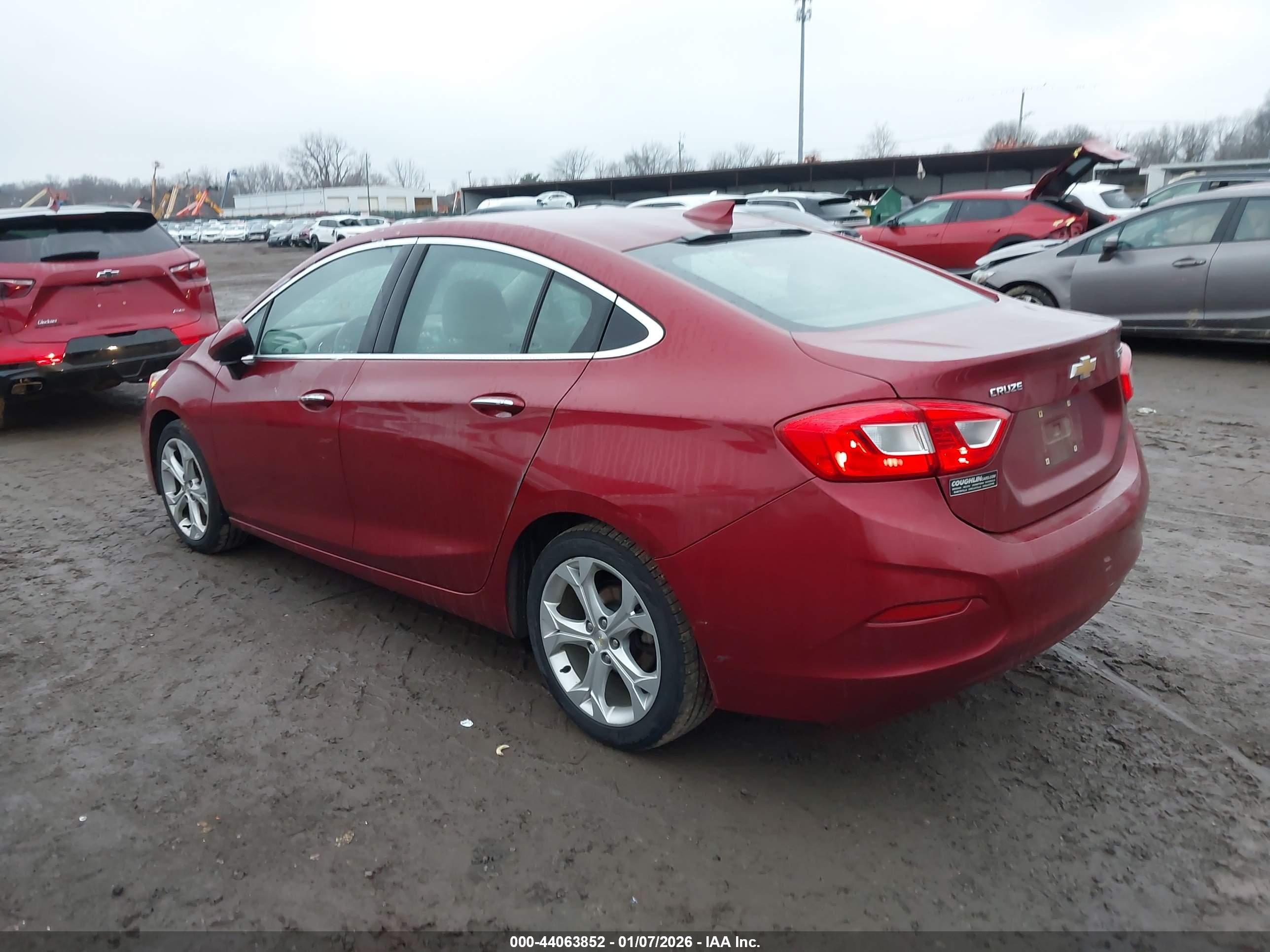CHEVROLET CRUZE image 3