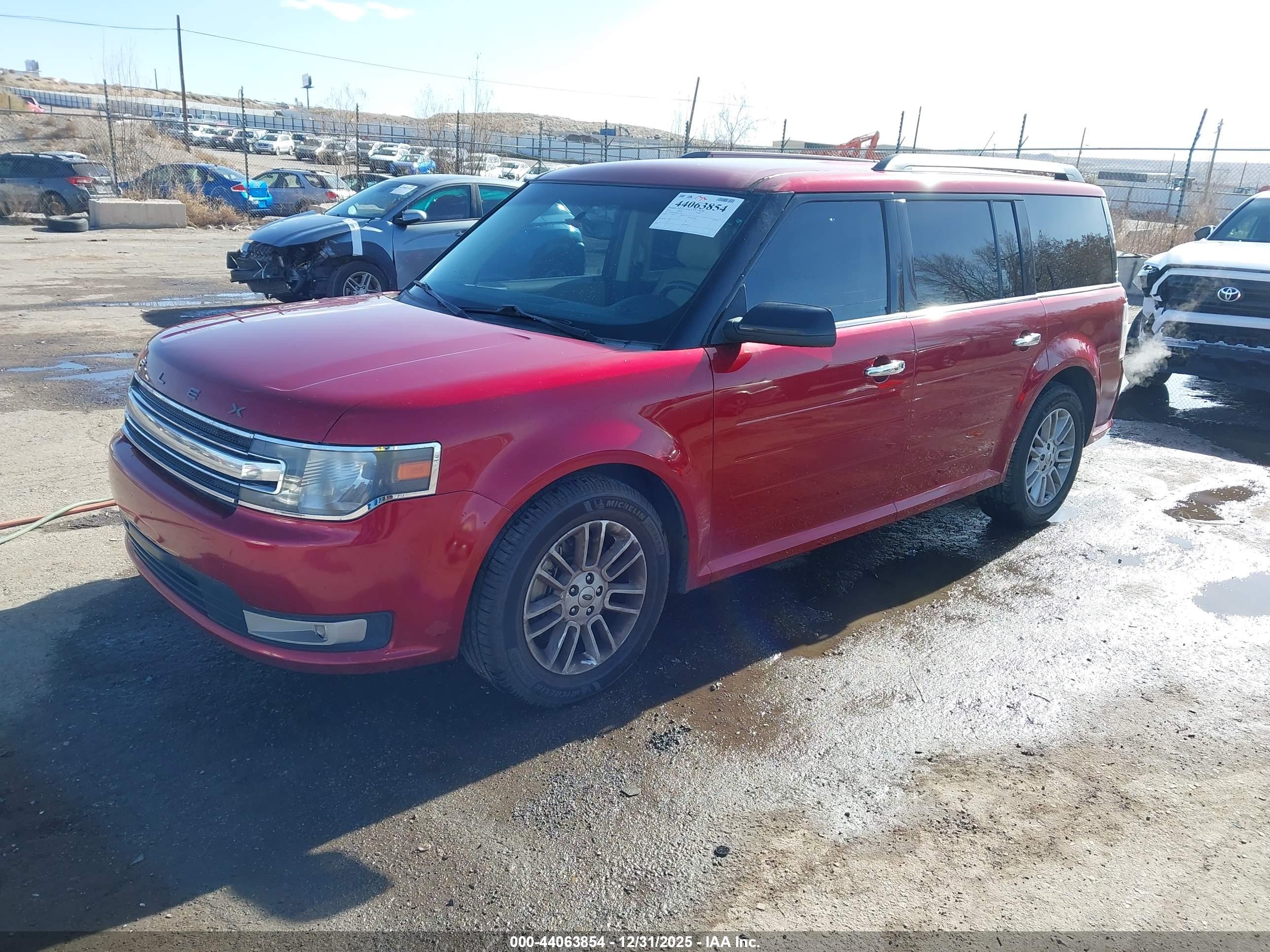 FORD FLEX image 2