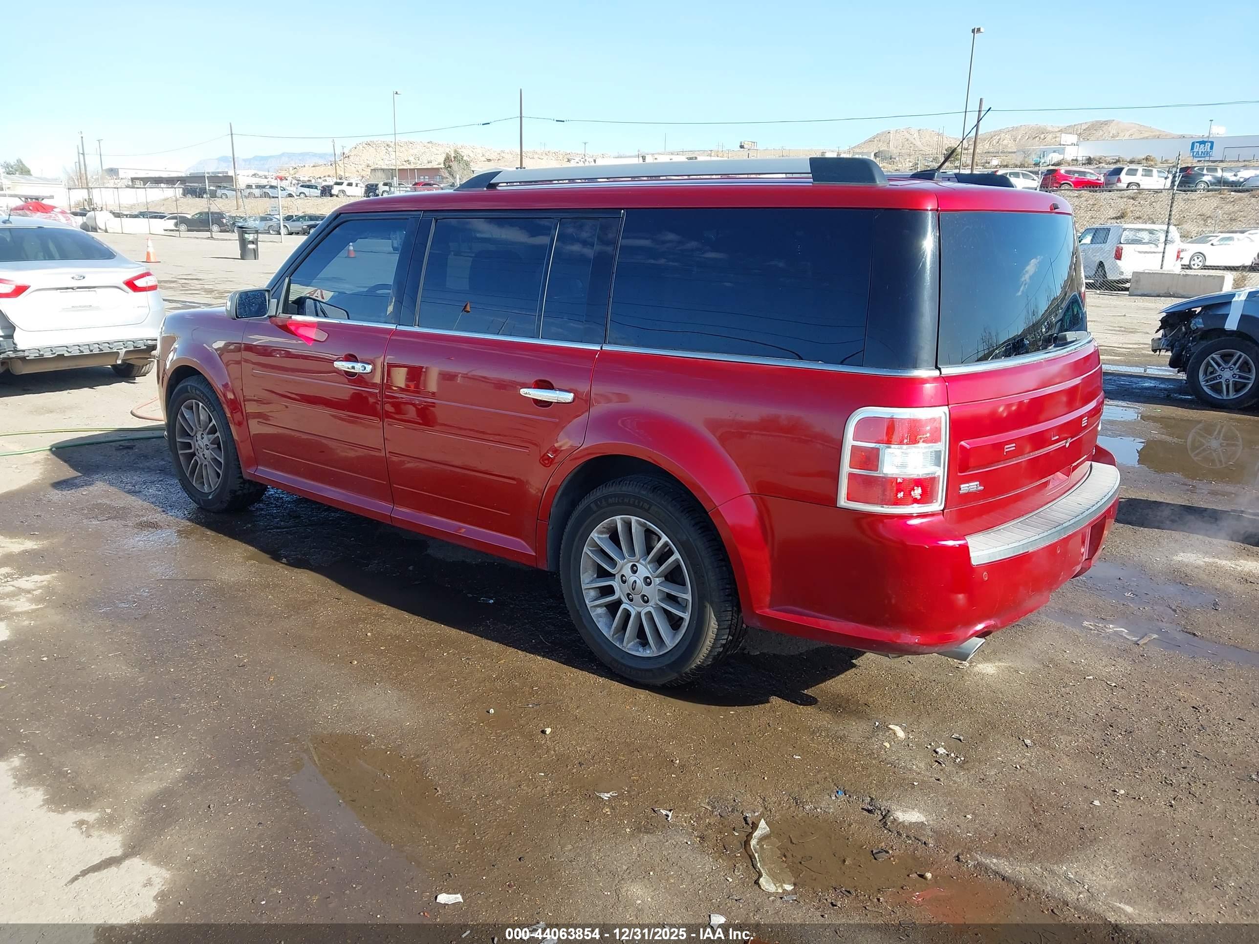 FORD FLEX image 3
