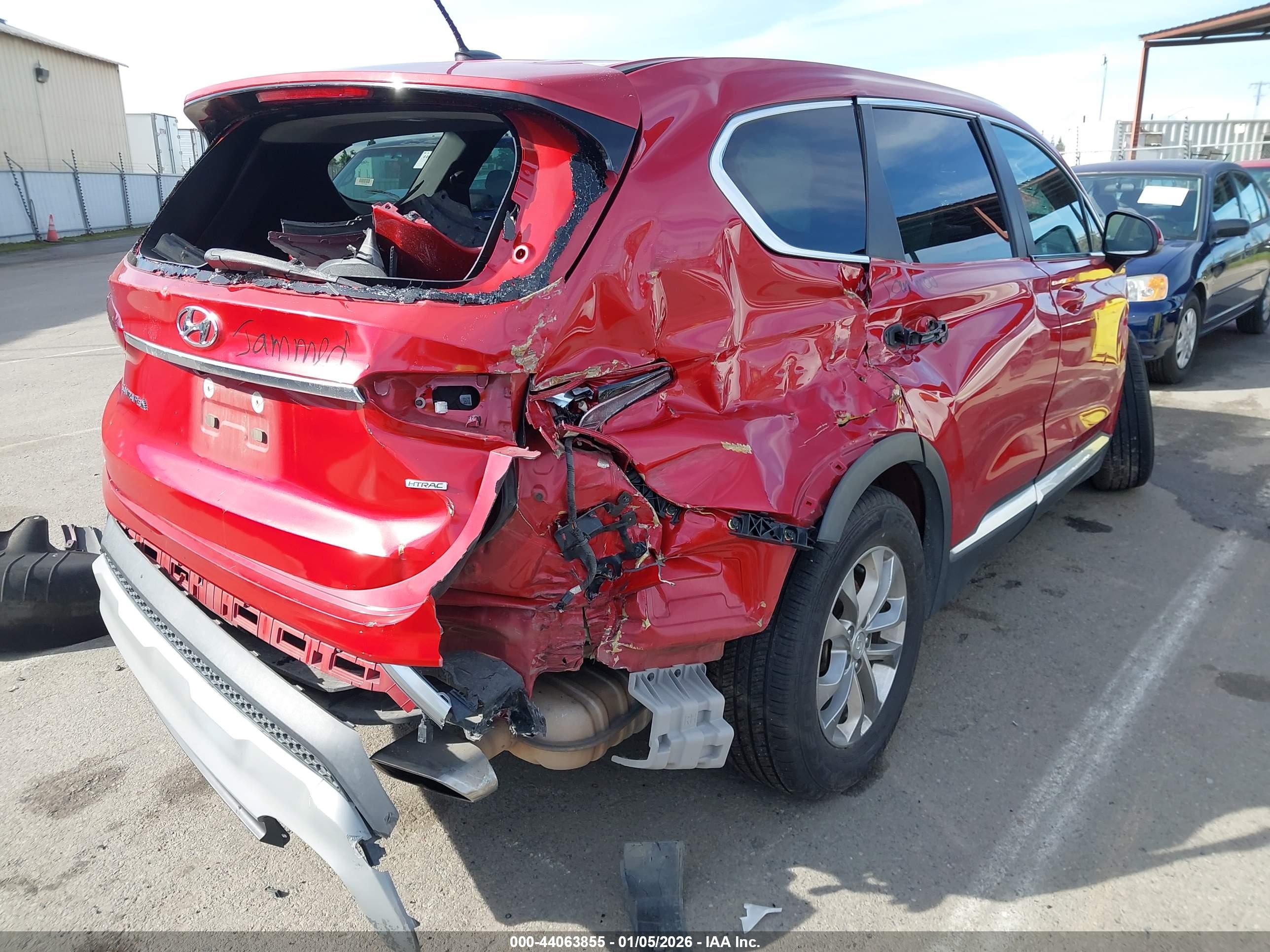 HYUNDAI SANTA image 4