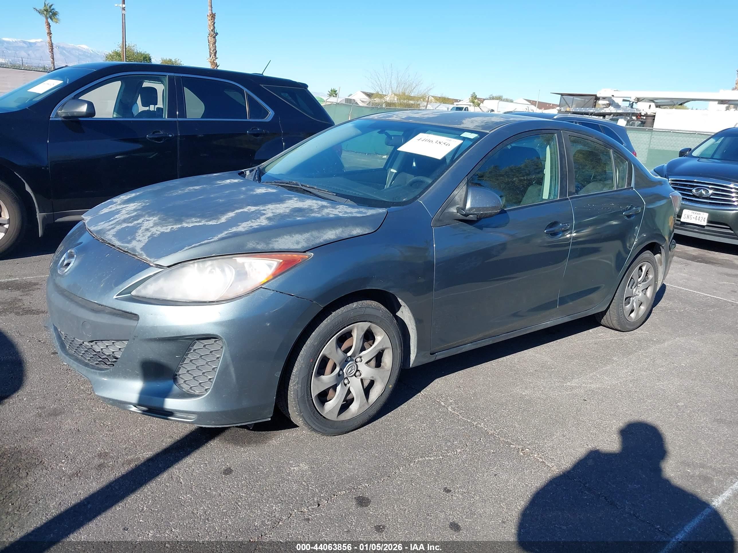 MAZDA MAZDA3 image 6