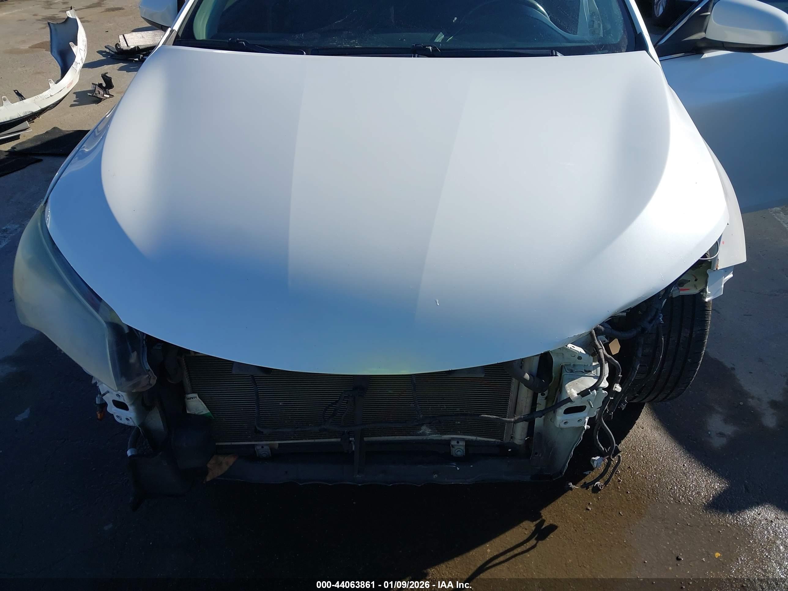 TOYOTA CAMRY image 6