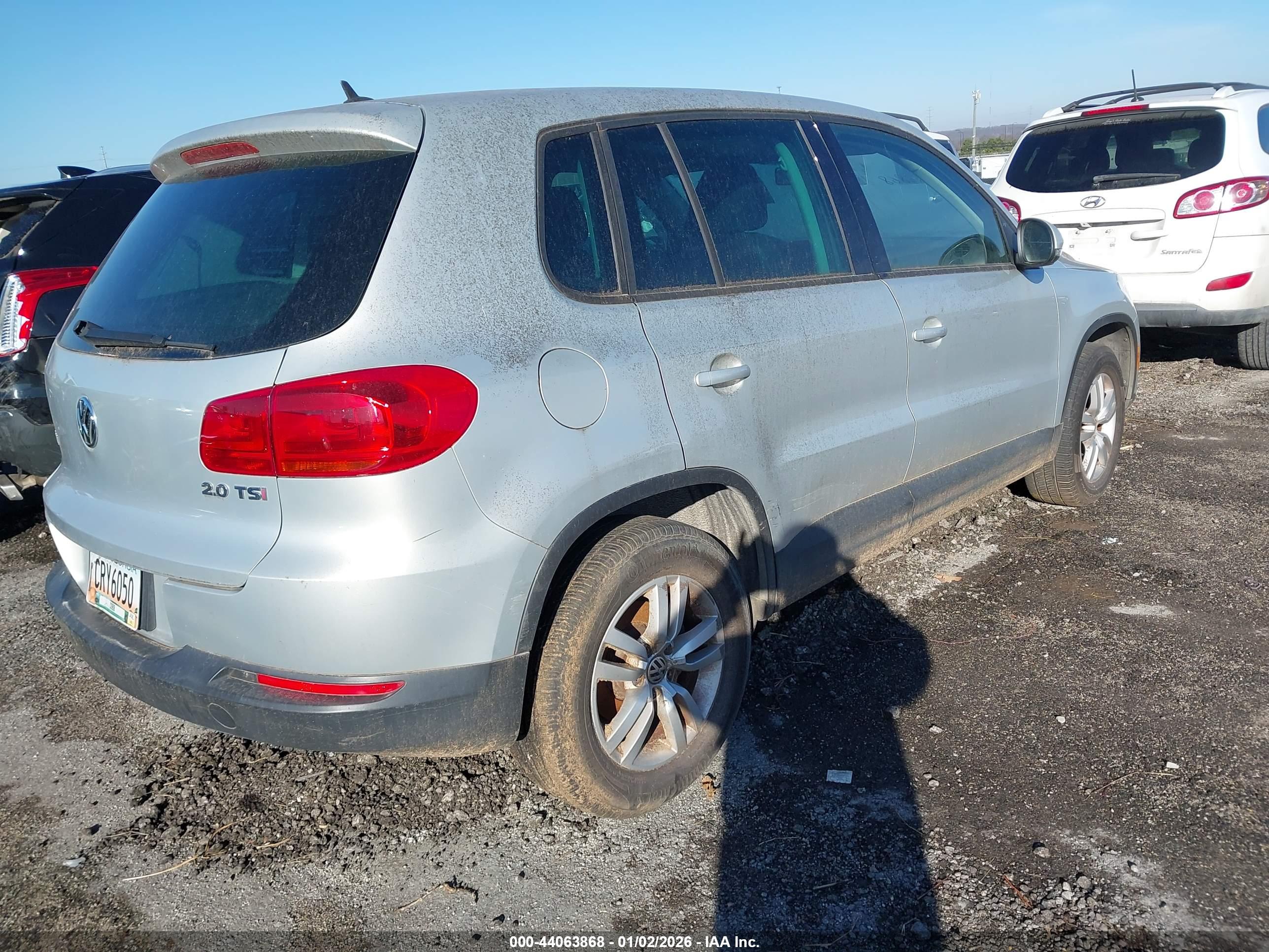 VOLKSWAGEN TIGUAN image 4