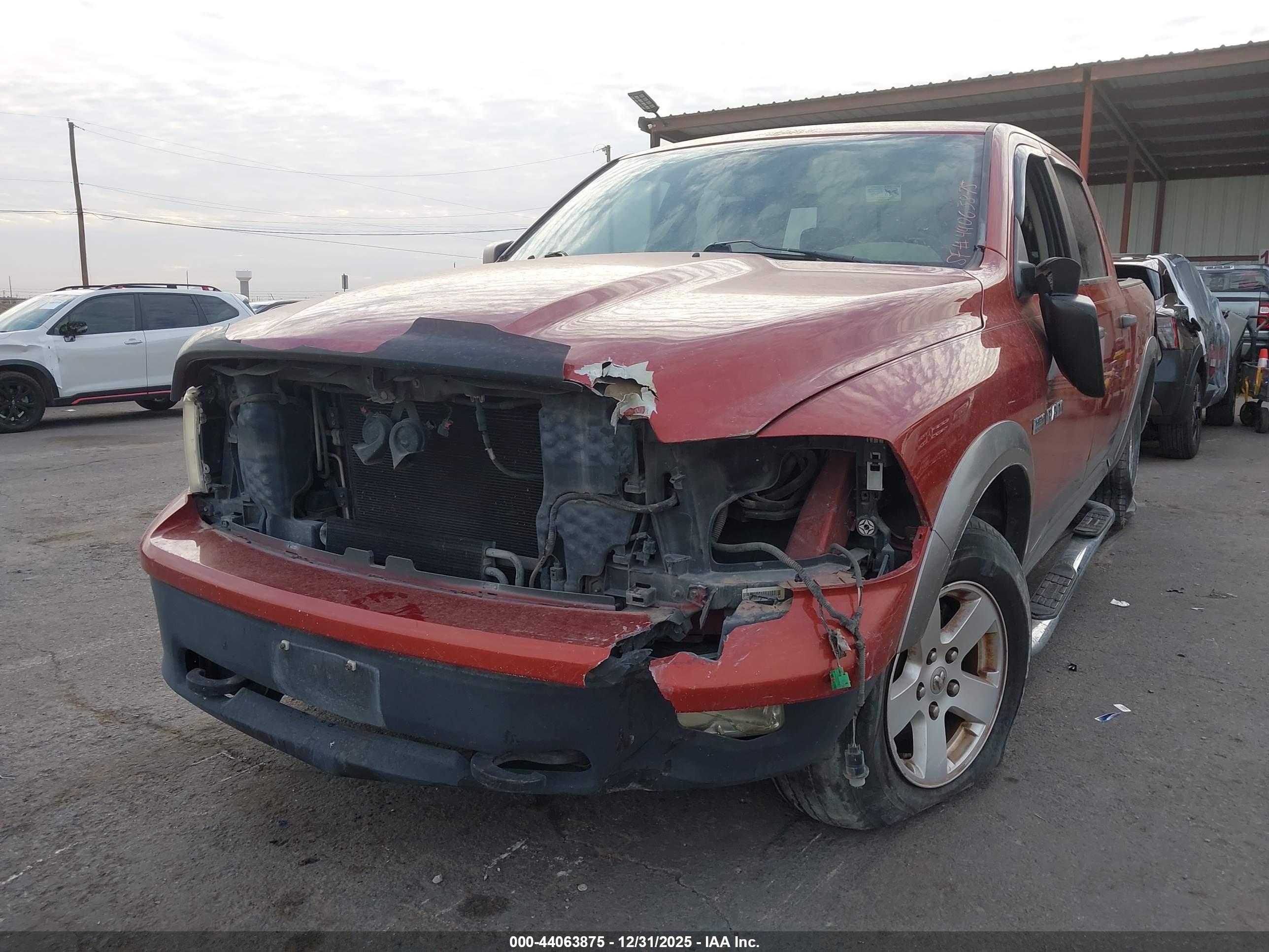 DODGE RAM image 6