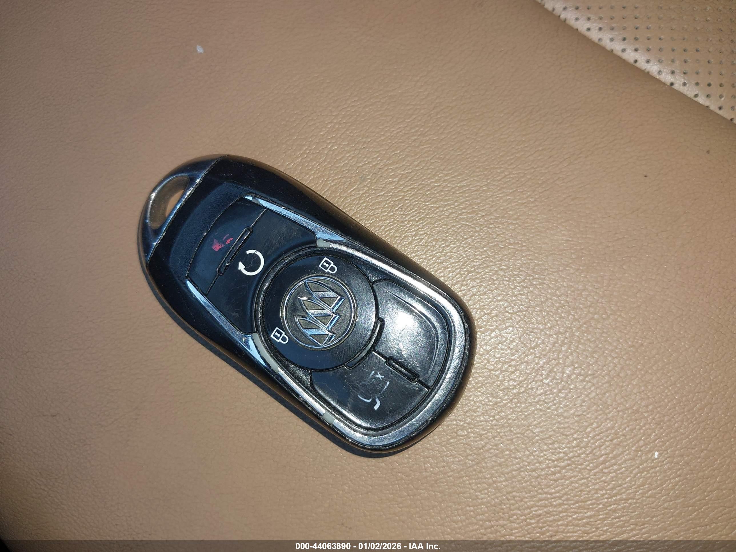 BUICK LACROSSE image 11