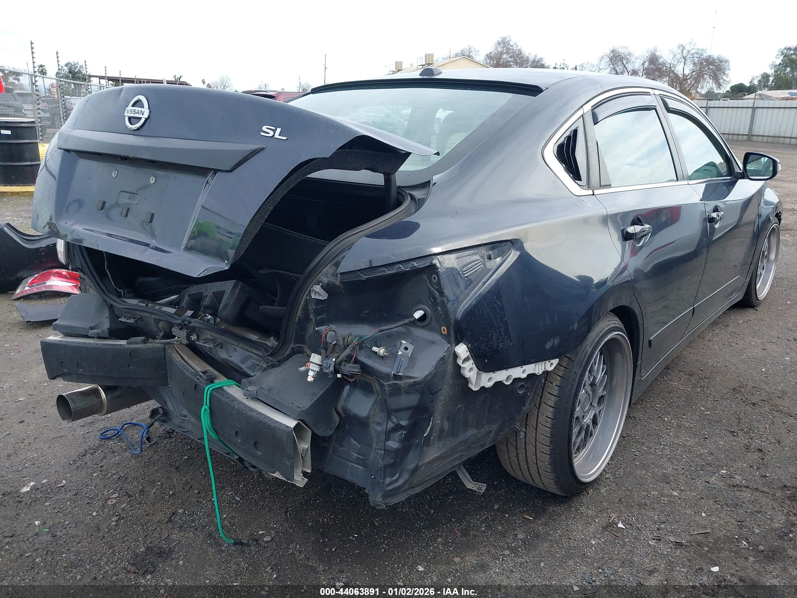NISSAN ALTIMA image 4